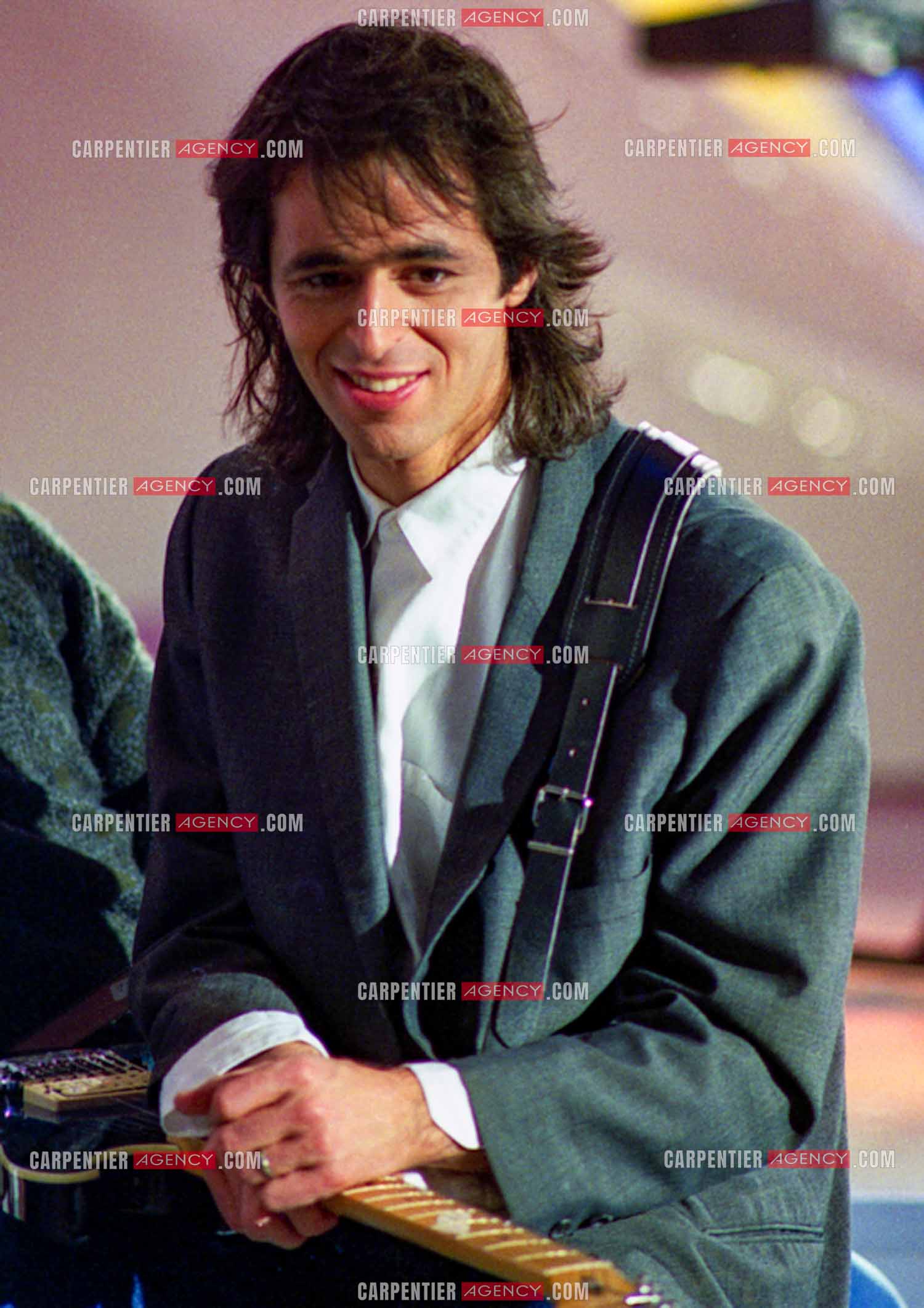 Émission “Champs Élysées“ avec comme invité Jean-Jacques Goldman le 06 Déc 1986.