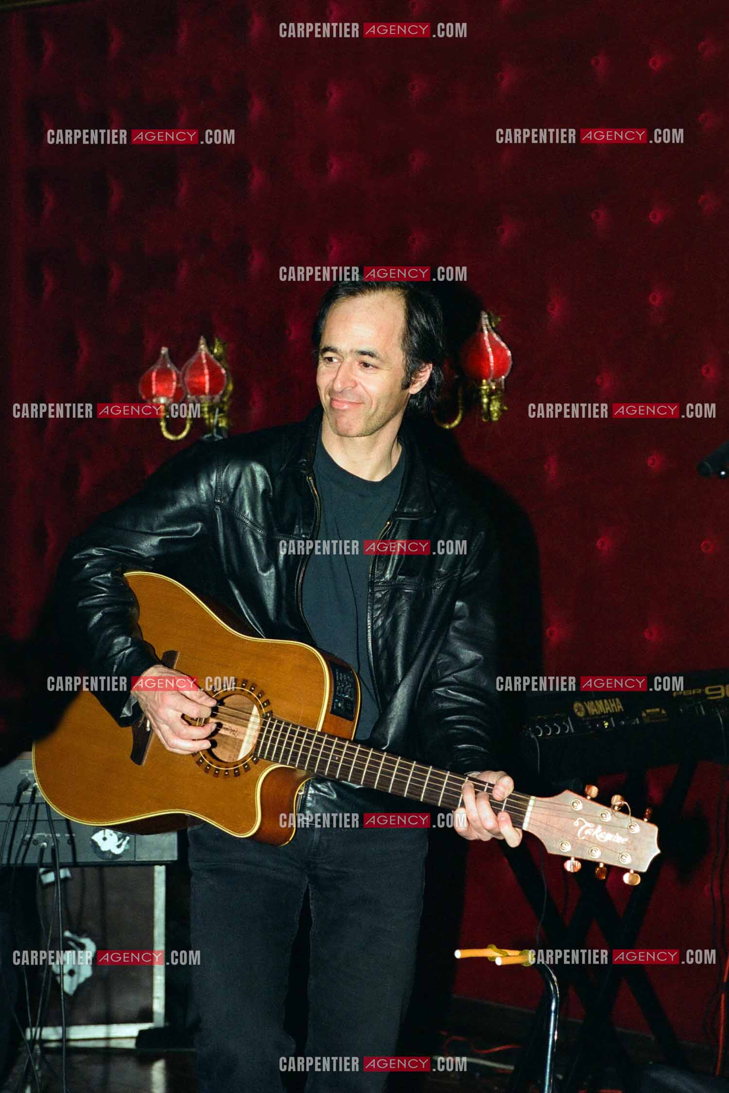 Soirée privée au VIP à Paris organisée par la production Notre Dame de Paris pour le succès de la comédie musicale. Invité de cette soirée, Jean-Jacques Goldman.   ( Exclusif )