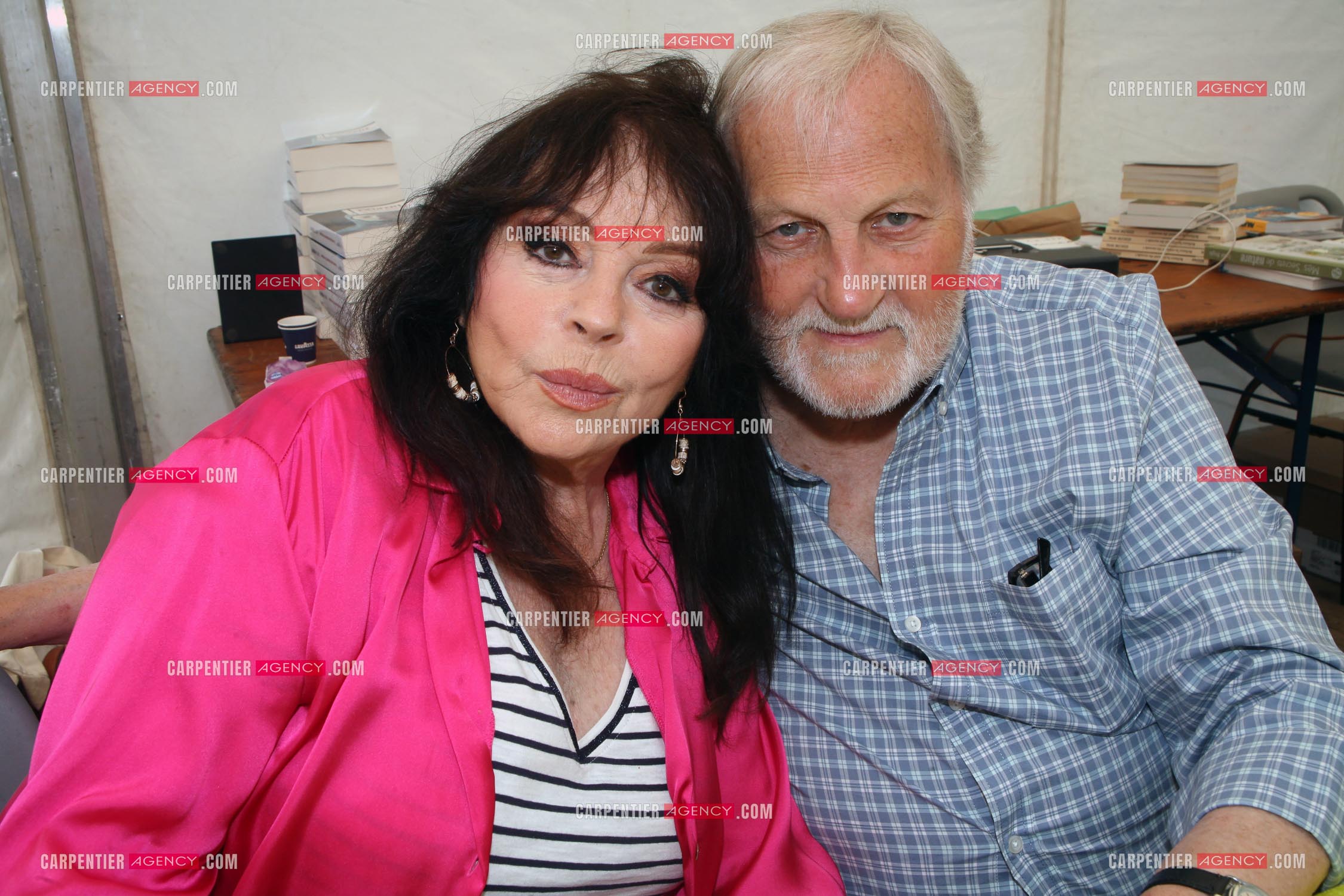 35ème Salon du livre de Cosne-sur-Loire. Pascale Petit et Jean-Jacques Debout.    ( Exclusif )