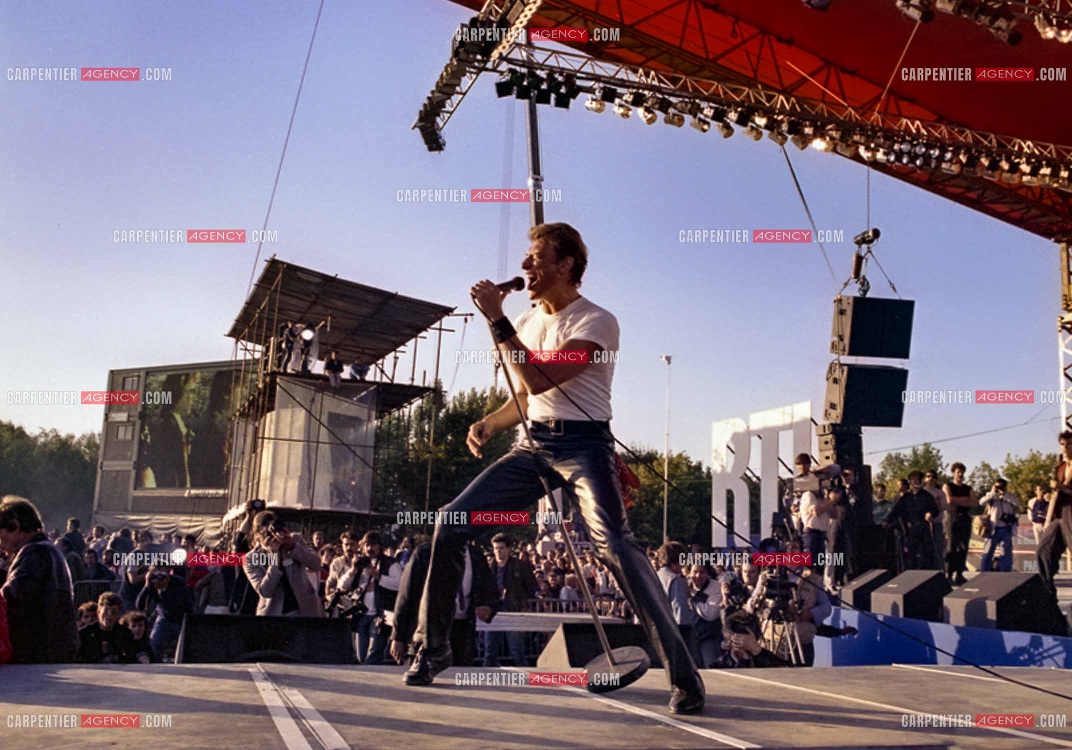 Photo J-HAL-1985-412