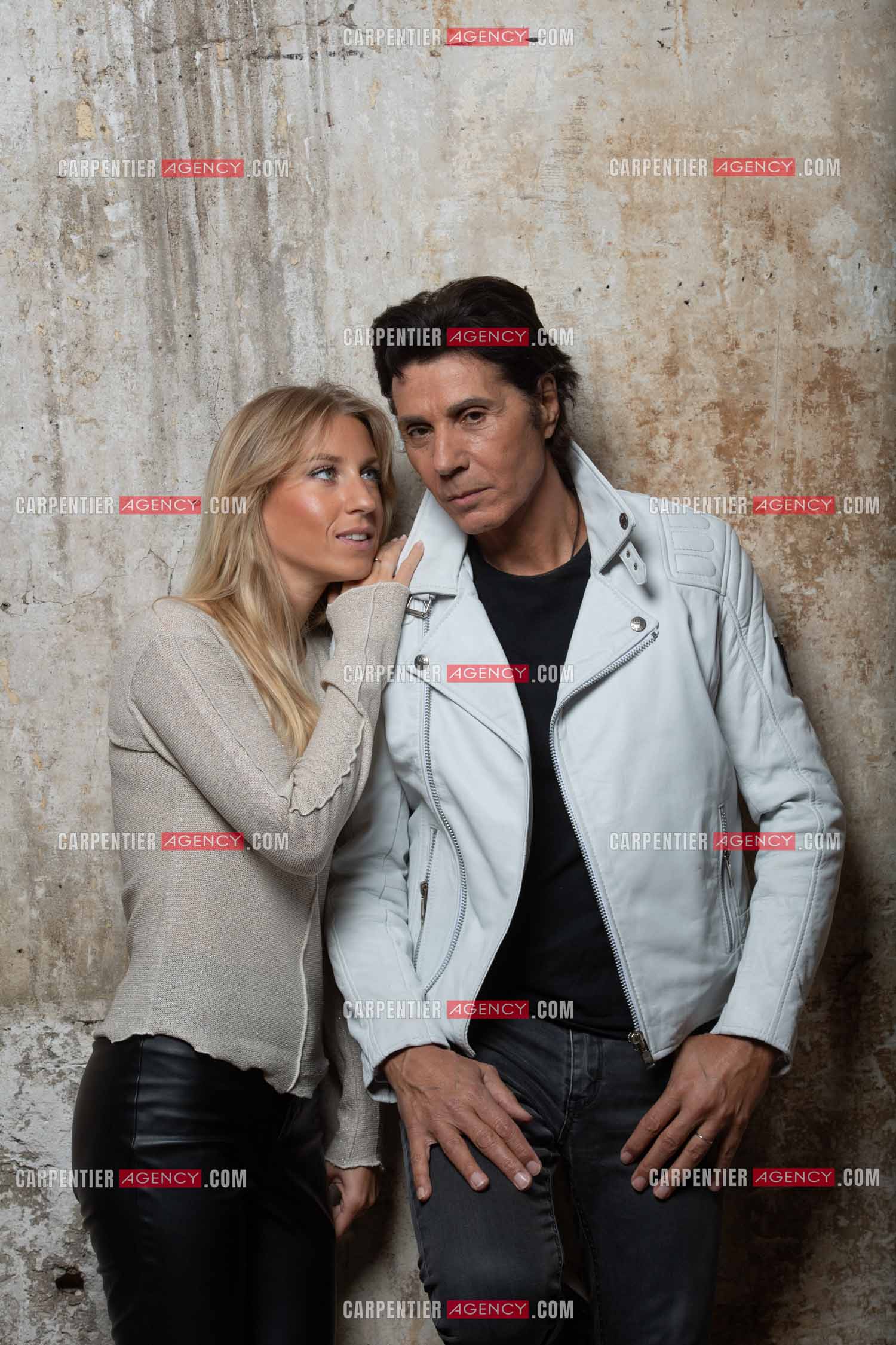 Le chanteur Jean-Luc Lahaye et sa compagne Paola vont se marier demain le 02 juillet à Paris à la mairie du 18 èm arrondissement. ( Exclusif )