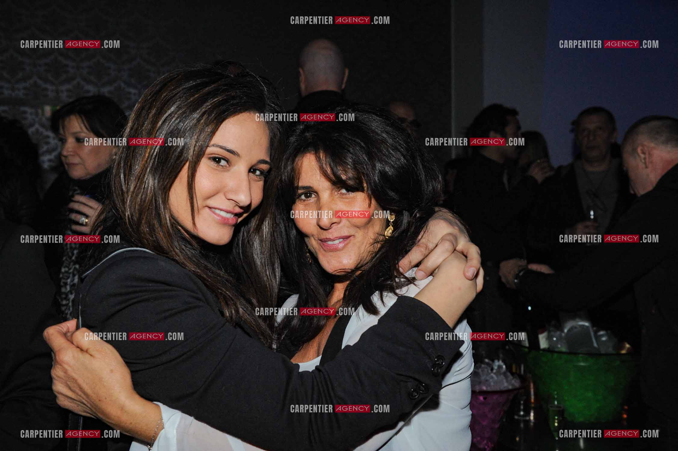 Le chanteur Jean-Luc Lahaye en concert au Bataclan. Aurélie, l'ex femme de Jean-Luc et sa fille Margaux. ( Exclusif )