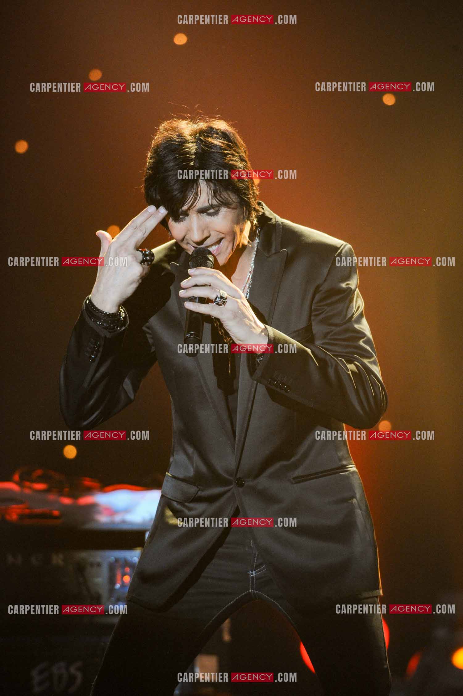 Le chanteur Jean-Luc Lahaye en concert au Bataclan.  ( Exclusif )