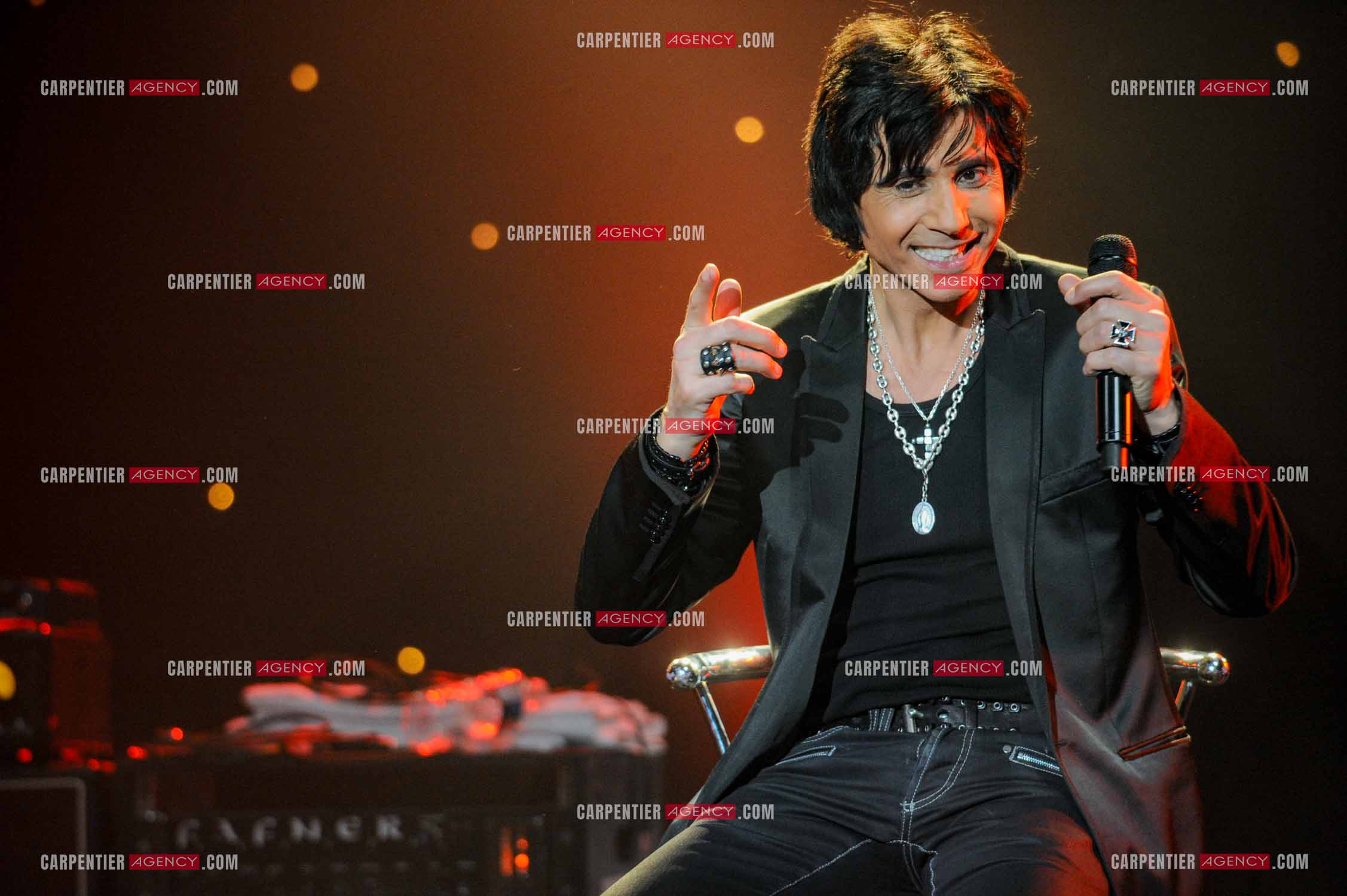 Le chanteur Jean-Luc Lahaye en concert au Bataclan.  ( Exclusif )