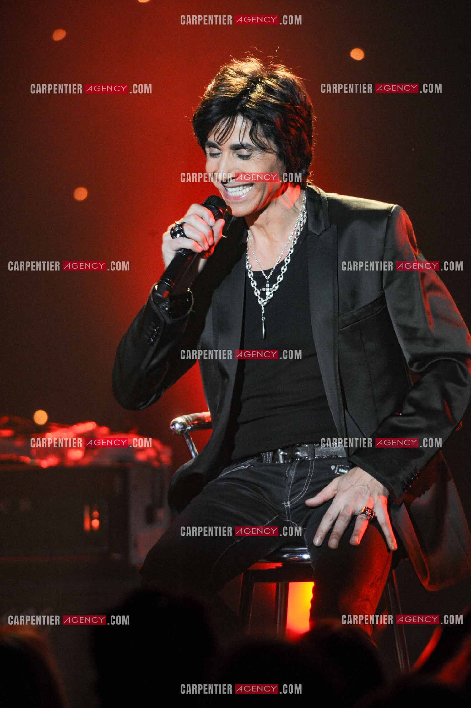 Le chanteur Jean-Luc Lahaye en concert au Bataclan.  ( Exclusif )