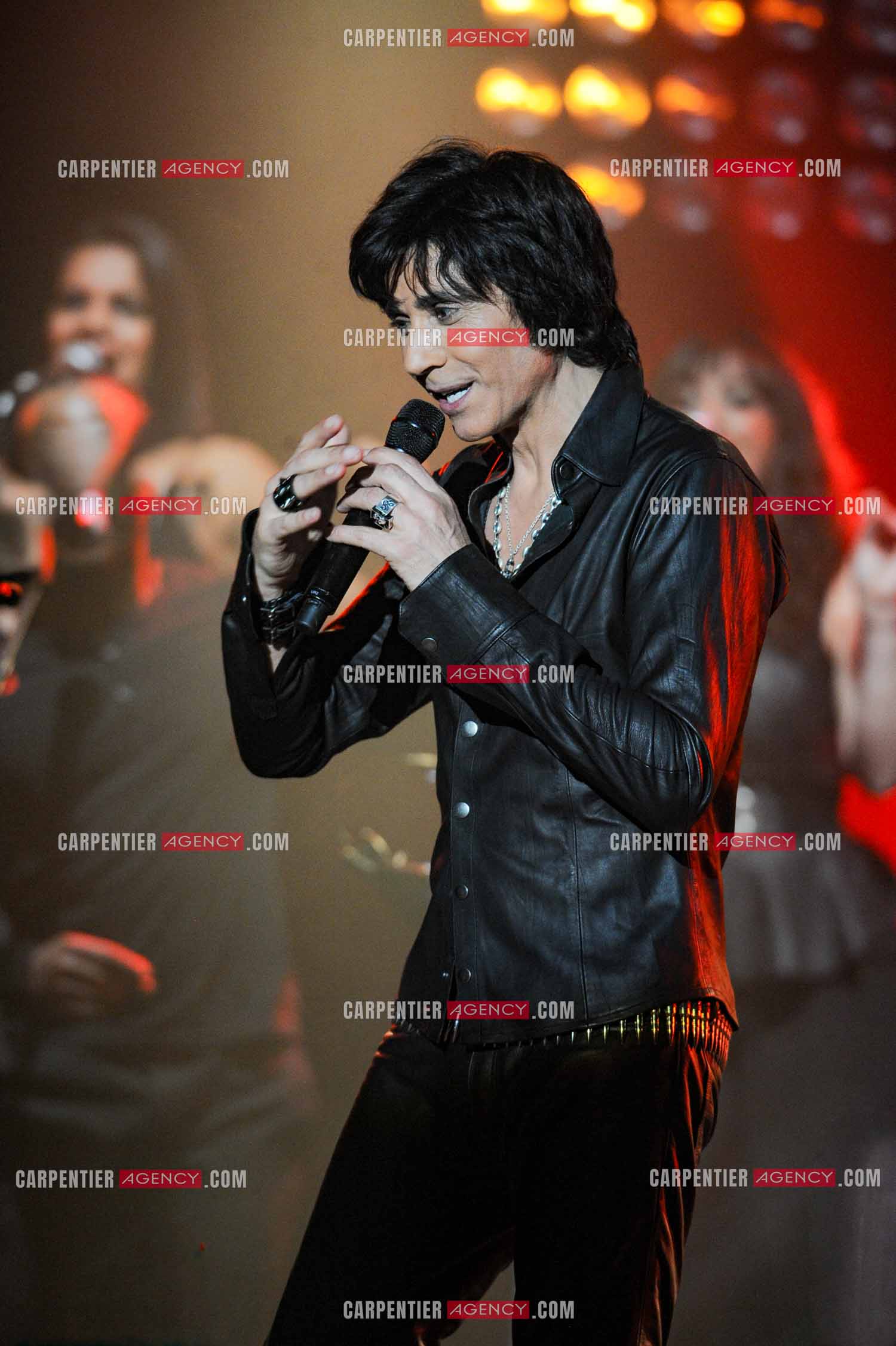 Le chanteur Jean-Luc Lahaye en concert au Bataclan.  ( Exclusif )