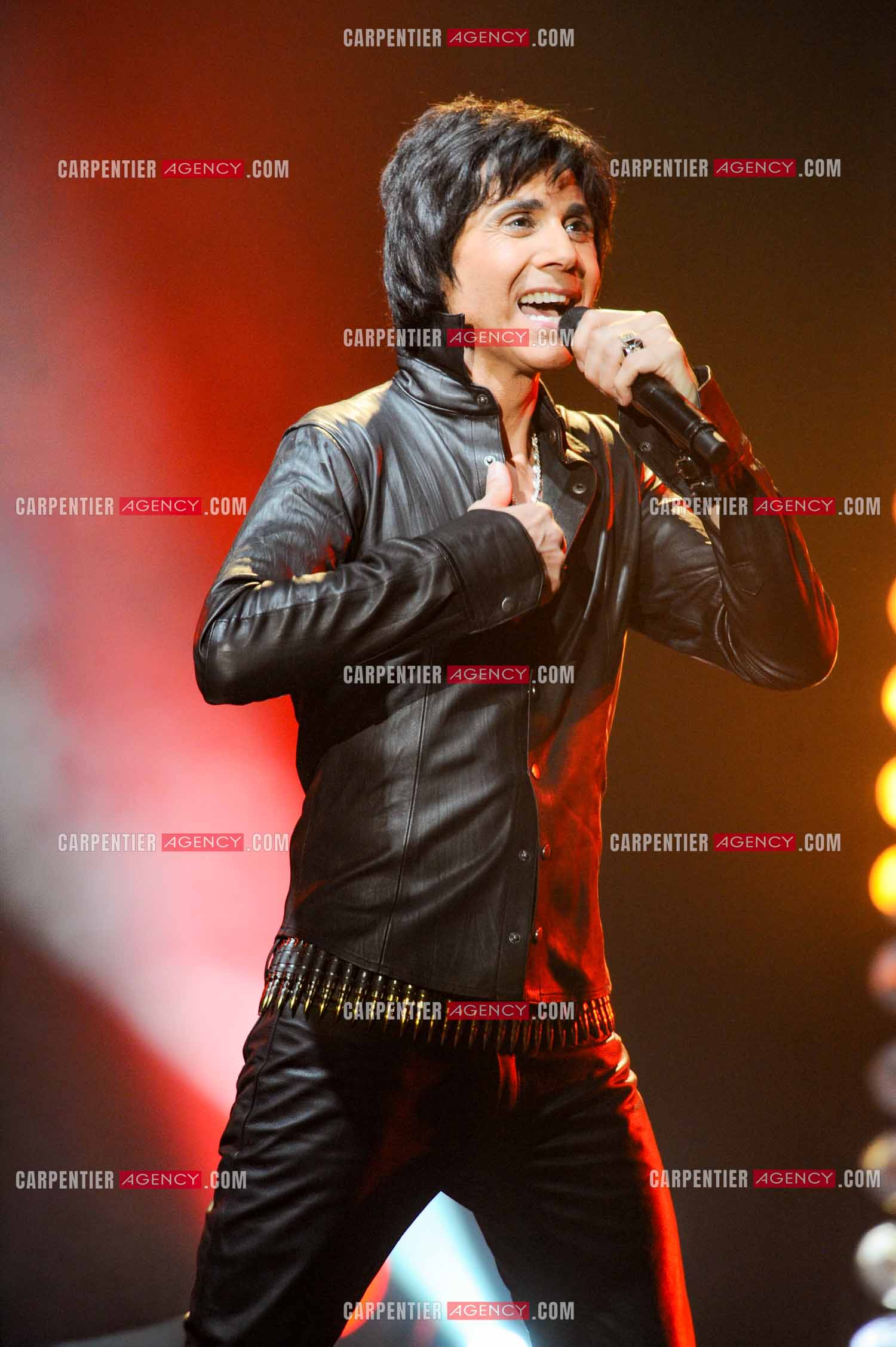 Le chanteur Jean-Luc Lahaye en concert au Bataclan.  ( Exclusif )