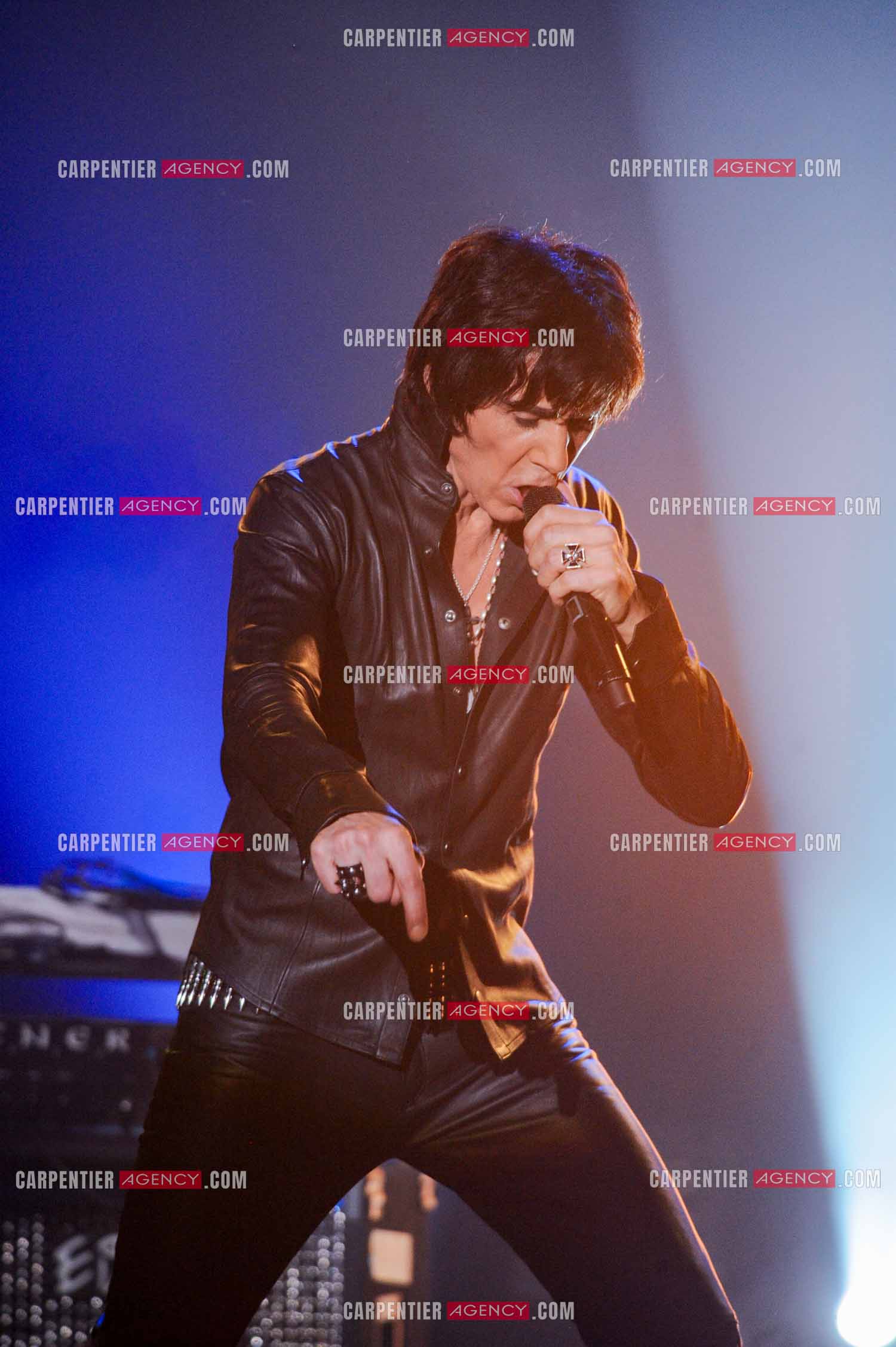 Le chanteur Jean-Luc Lahaye en concert au Bataclan.  ( Exclusif )