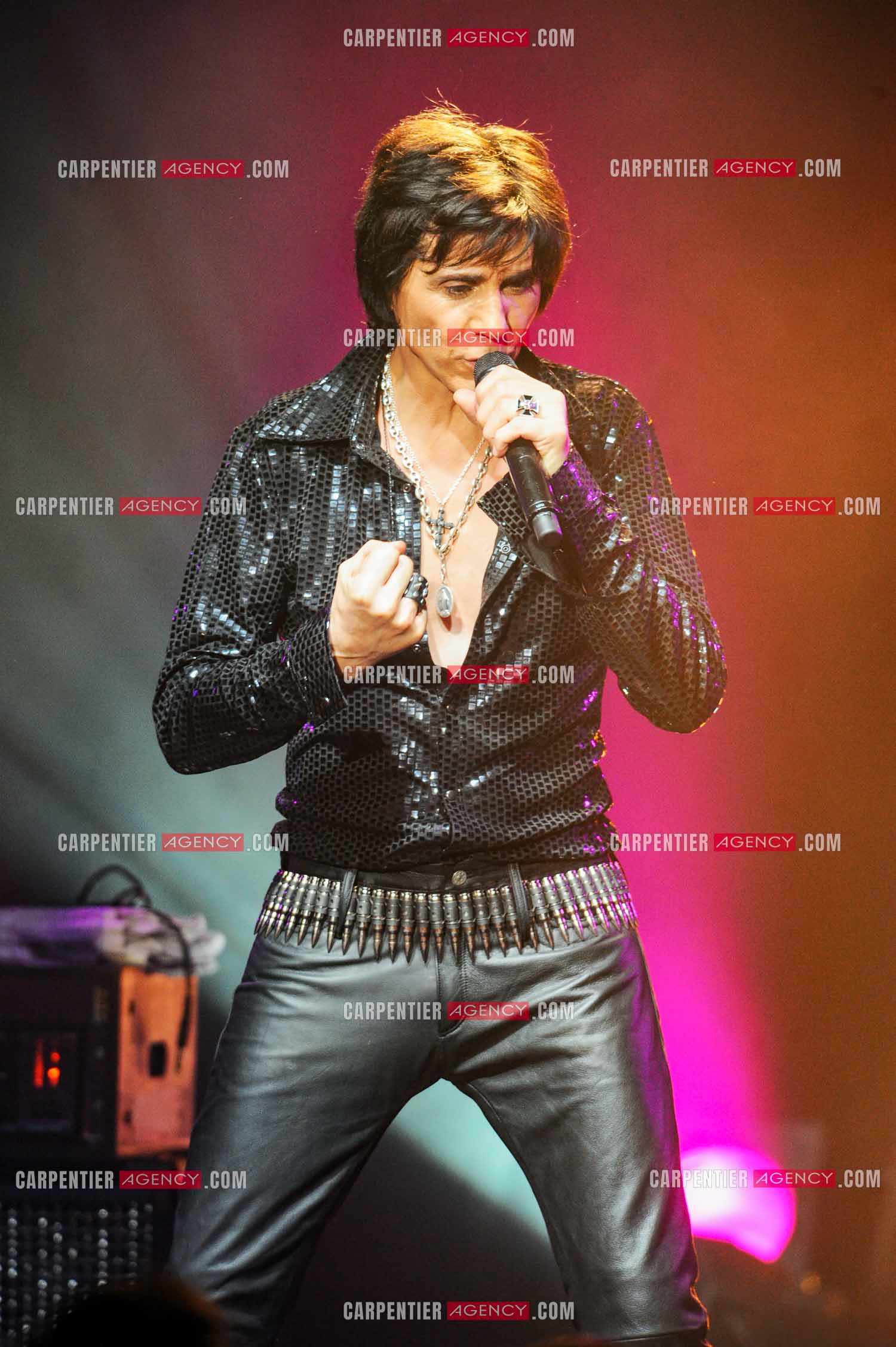 Le chanteur Jean-Luc Lahaye en concert au Bataclan.  ( Exclusif )