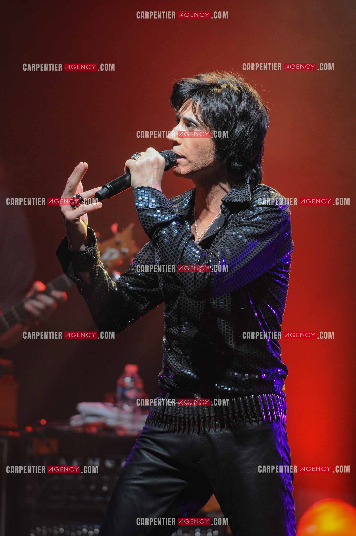 Le chanteur Jean-Luc Lahaye en concert au Bataclan.  ( Exclusif )