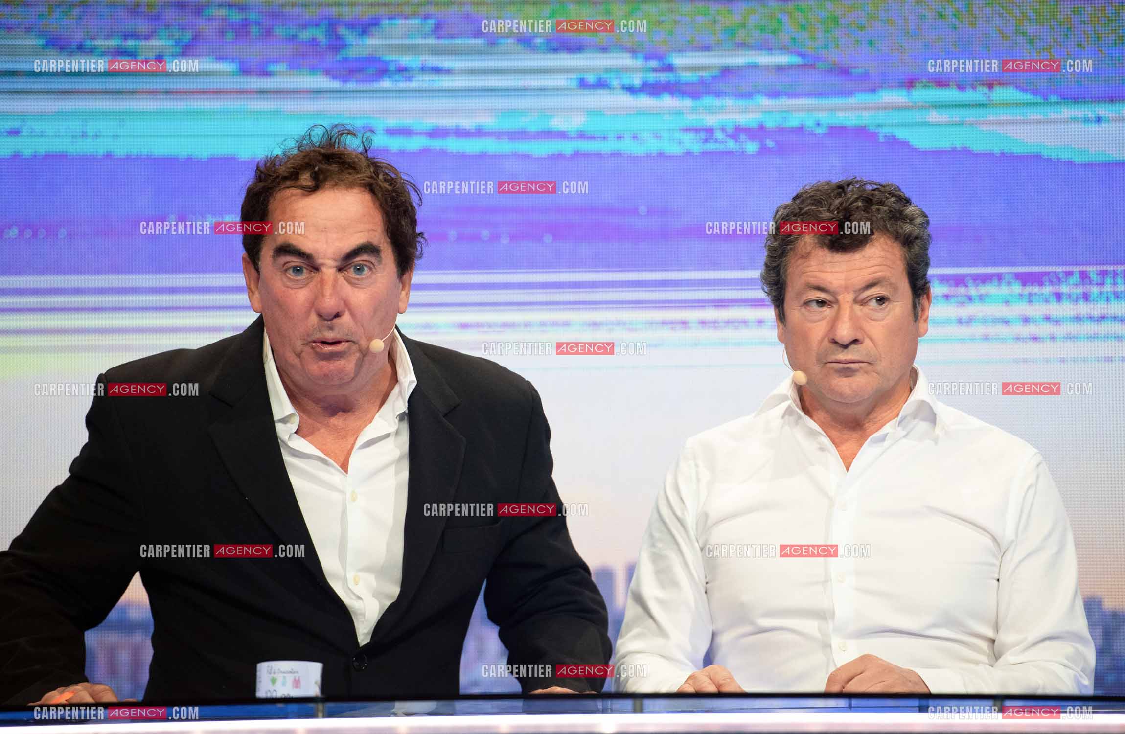 Eric Carrière et Francis Ginibré les deux humoristes Français formant le duo “Les Chevaliers Du Fiel“ au théâtre de Paris à Avignon.    ( Exclusif )