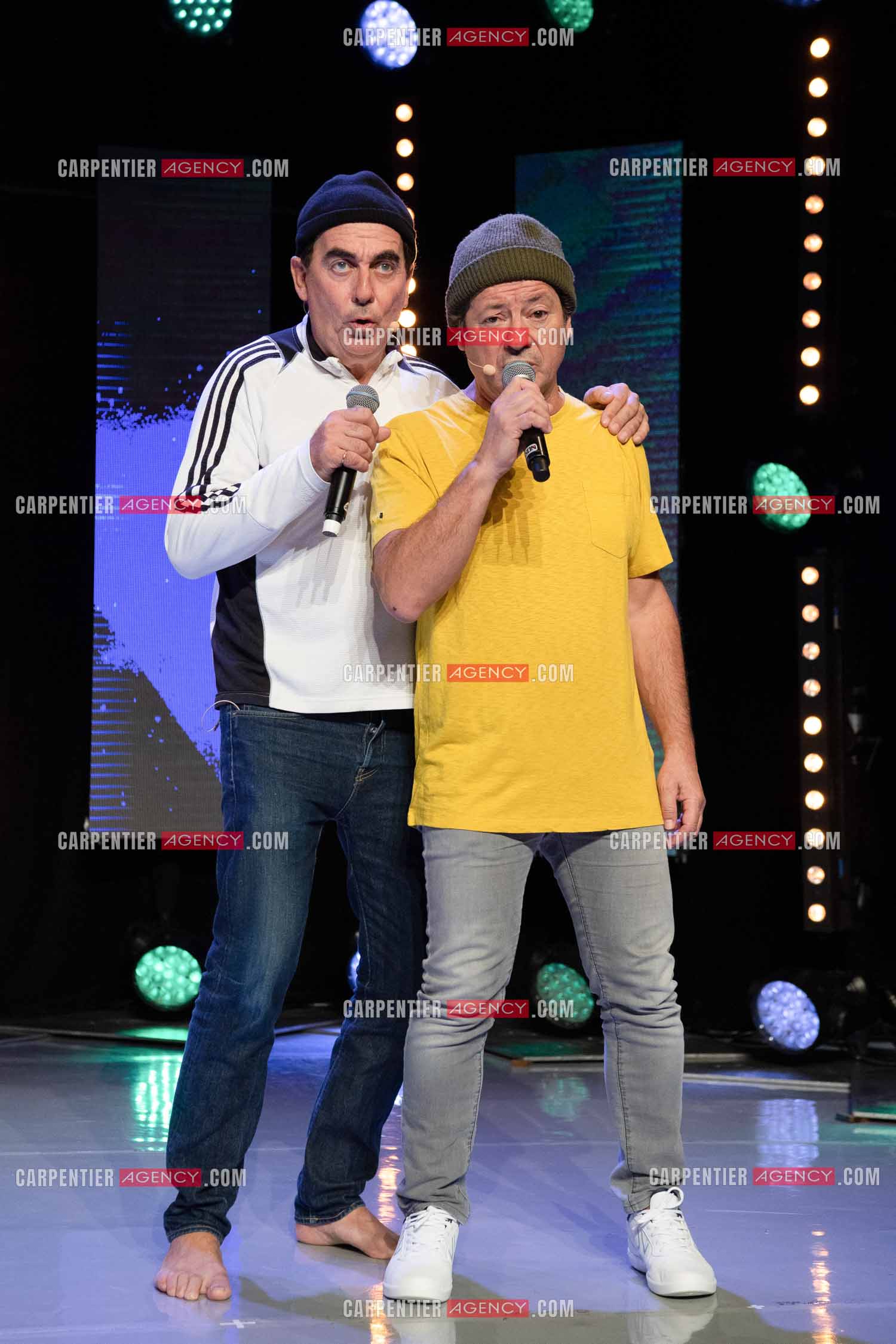 Eric Carrière et Francis Ginibré les deux humoristes Français formant le duo “Les Chevaliers Du Fiel“ au théâtre de Paris à Avignon.    ( Exclusif )