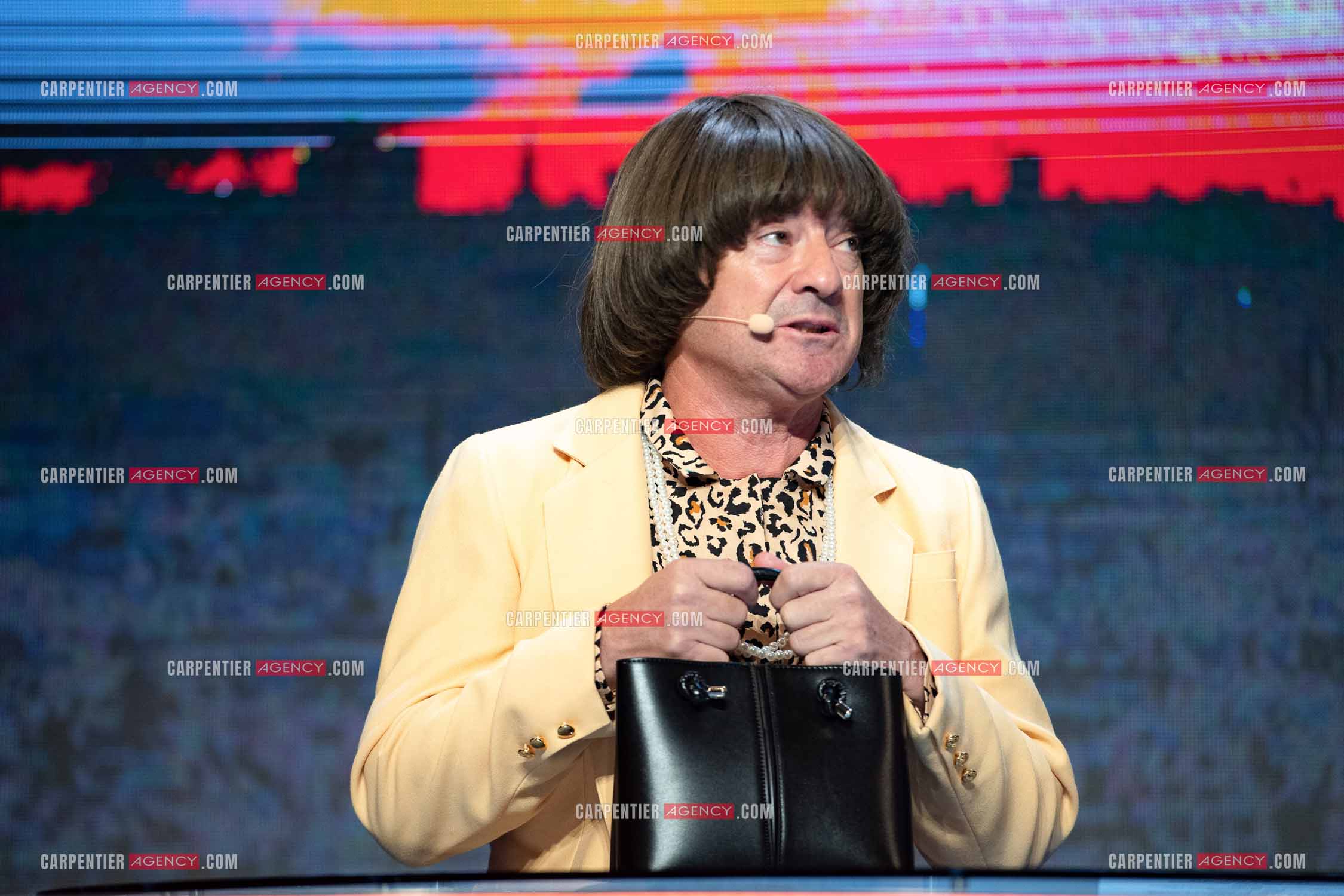 Eric Carrière et Francis Ginibré les deux humoristes Français formant le duo “Les Chevaliers Du Fiel“ au théâtre de Paris à Avignon.    ( Exclusif )