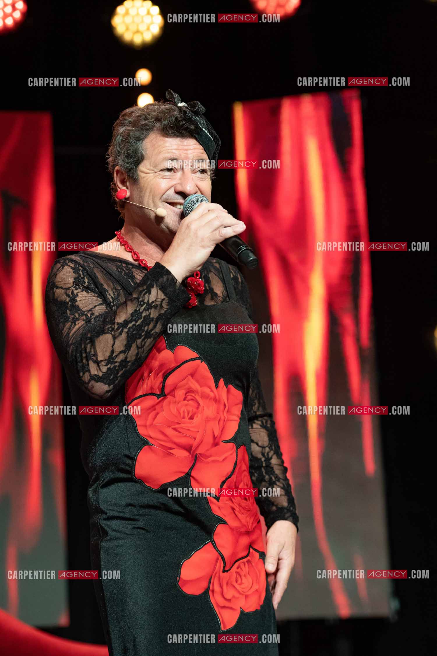 Eric Carrière et Francis Ginibré les deux humoristes Français formant le duo “Les Chevaliers Du Fiel“ au théâtre de Paris à Avignon.    ( Exclusif )