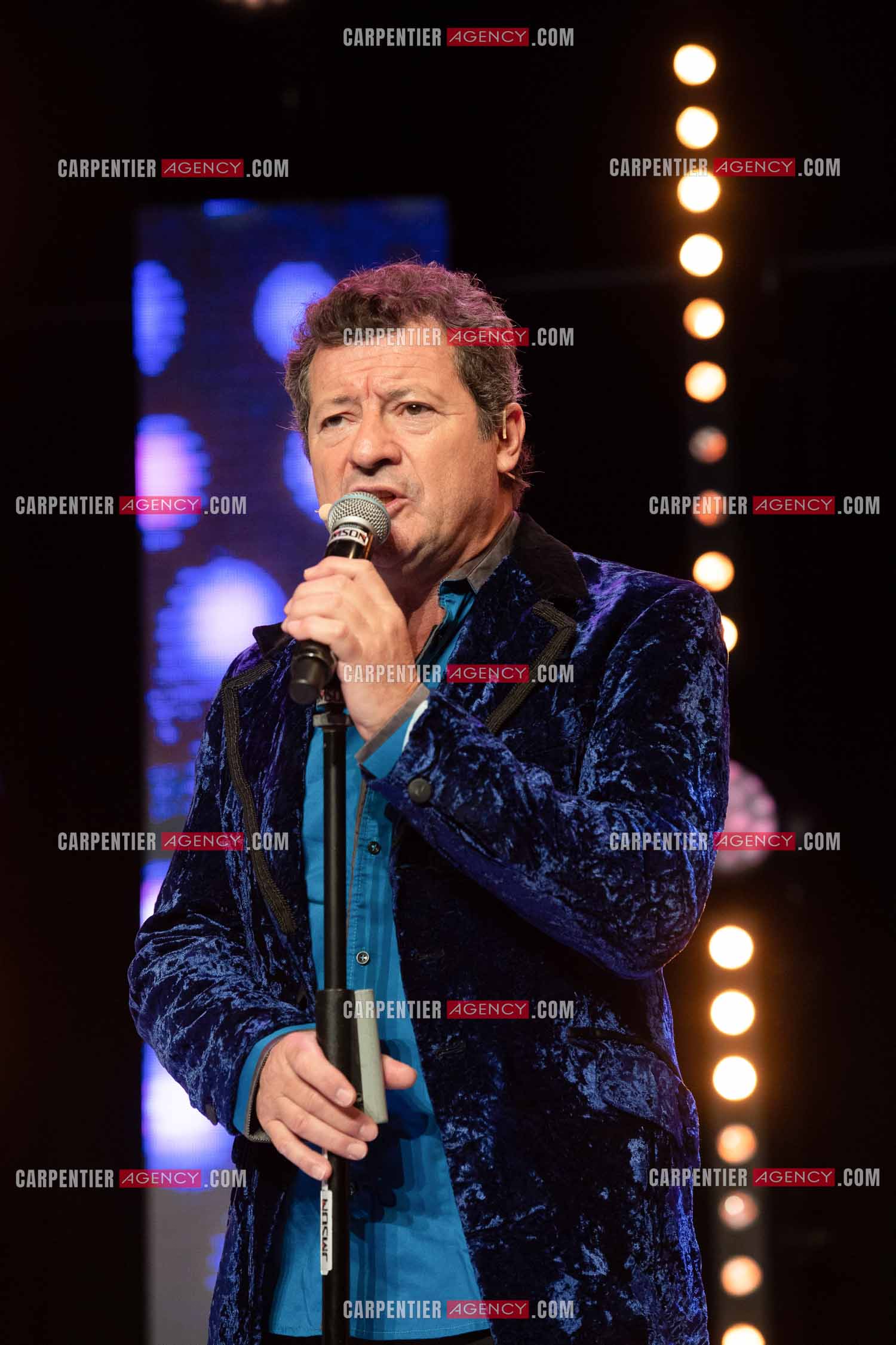 Eric Carrière et Francis Ginibré les deux humoristes Français formant le duo “Les Chevaliers Du Fiel“ au théâtre de Paris à Avignon.    ( Exclusif )