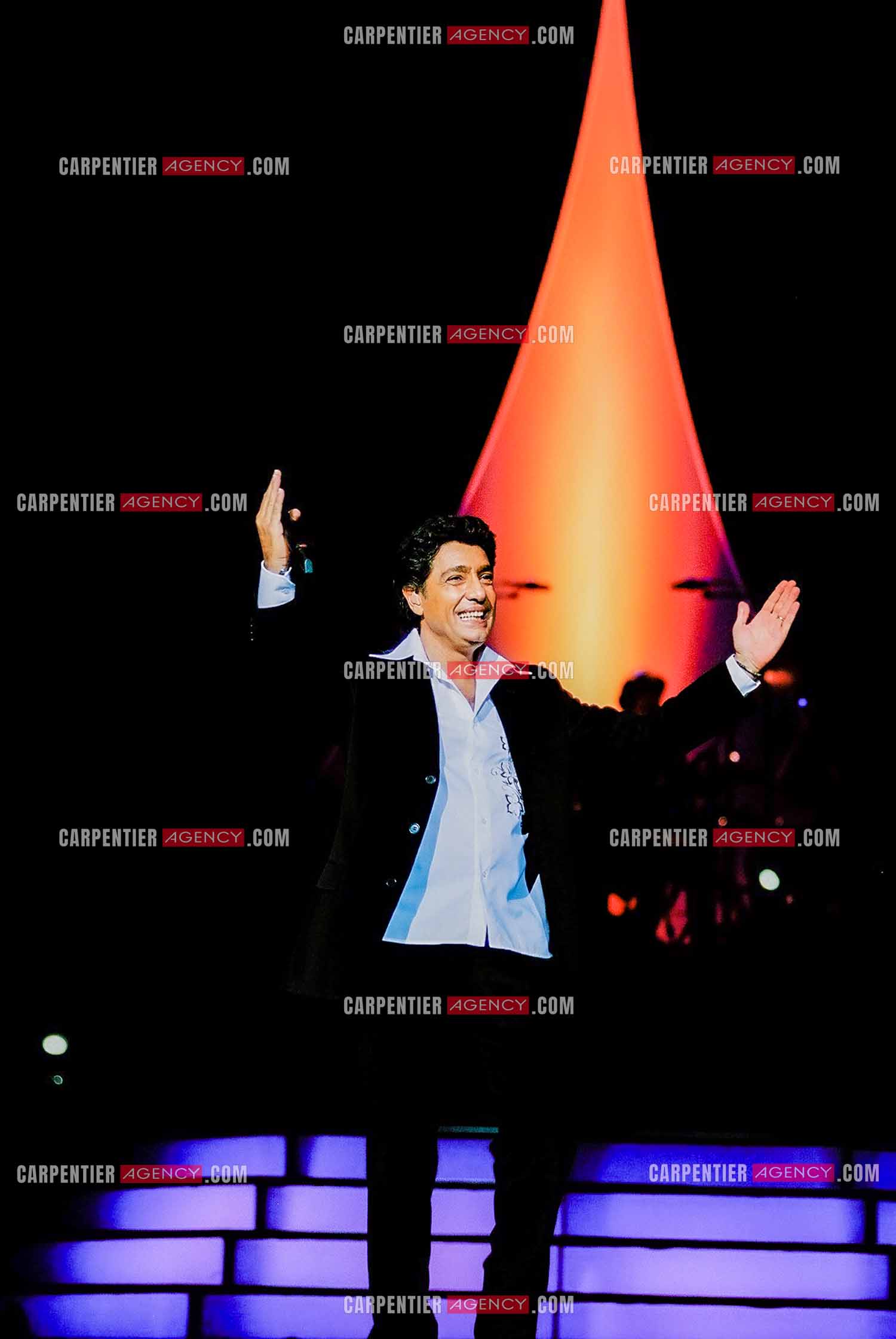 Le chanteur Frédéric François lors de son passage à l'Olympia en 2002.  ( Exclusif )