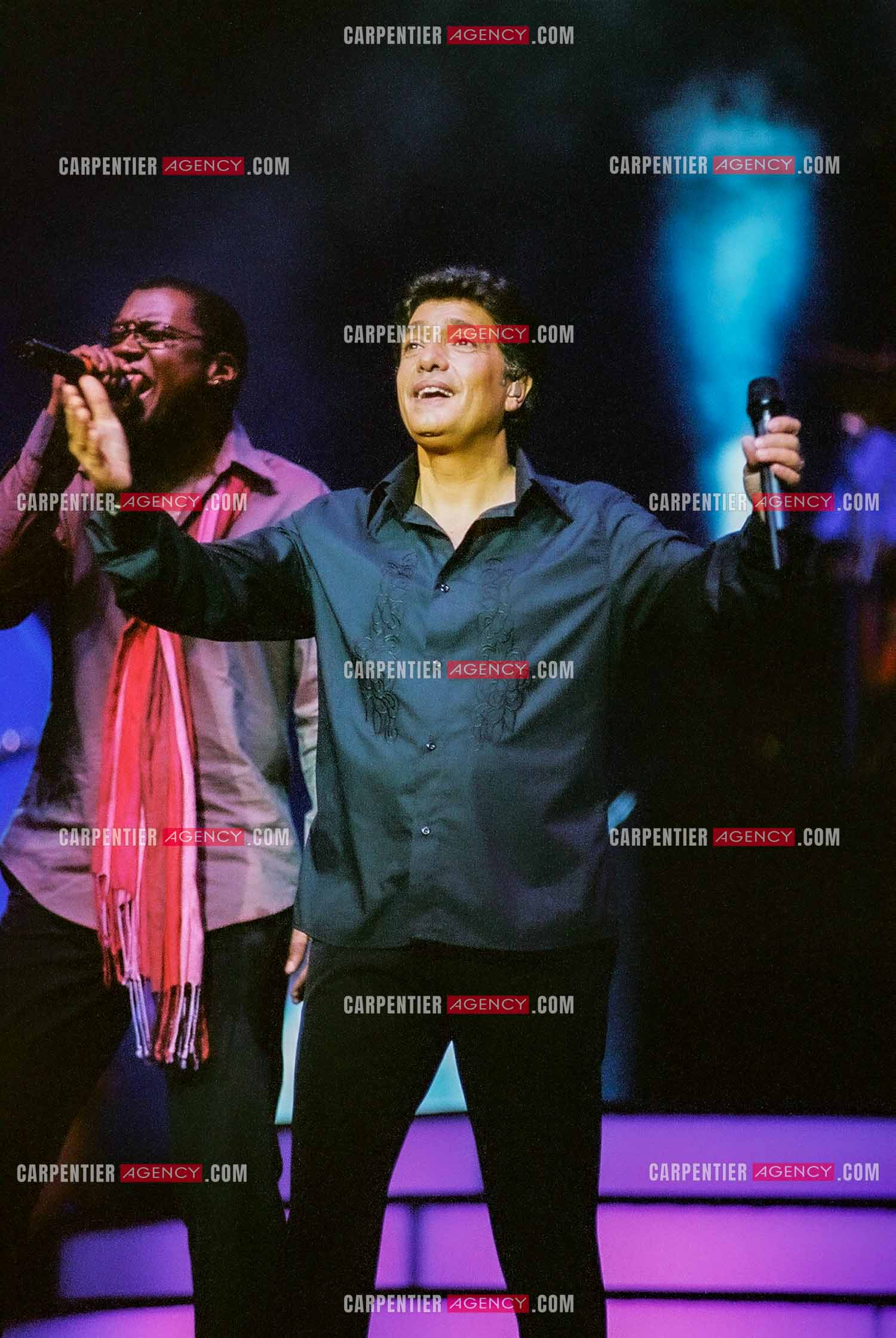 Le chanteur Frédéric François lors de son passage à l'Olympia en 2002.  ( Exclusif )