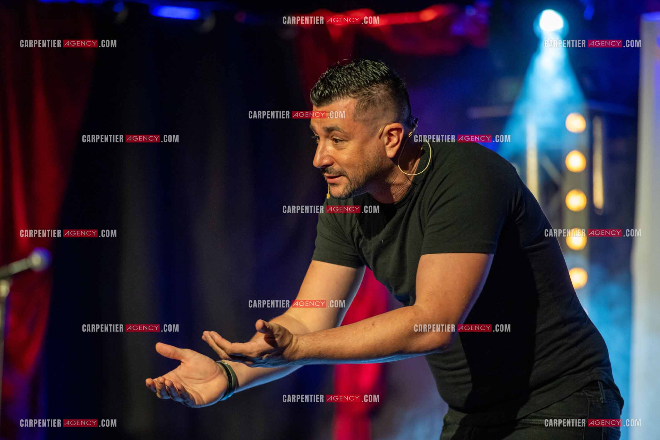 L'humoriste Anthony Joubert en tournée sur le sud de la France.  ( Exclusif )