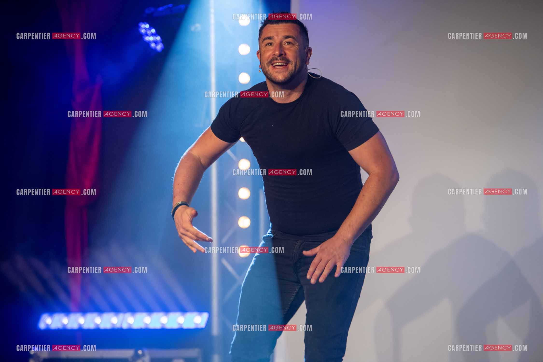 L'humoriste Anthony Joubert en tournée sur le sud de la France.  ( Exclusif )