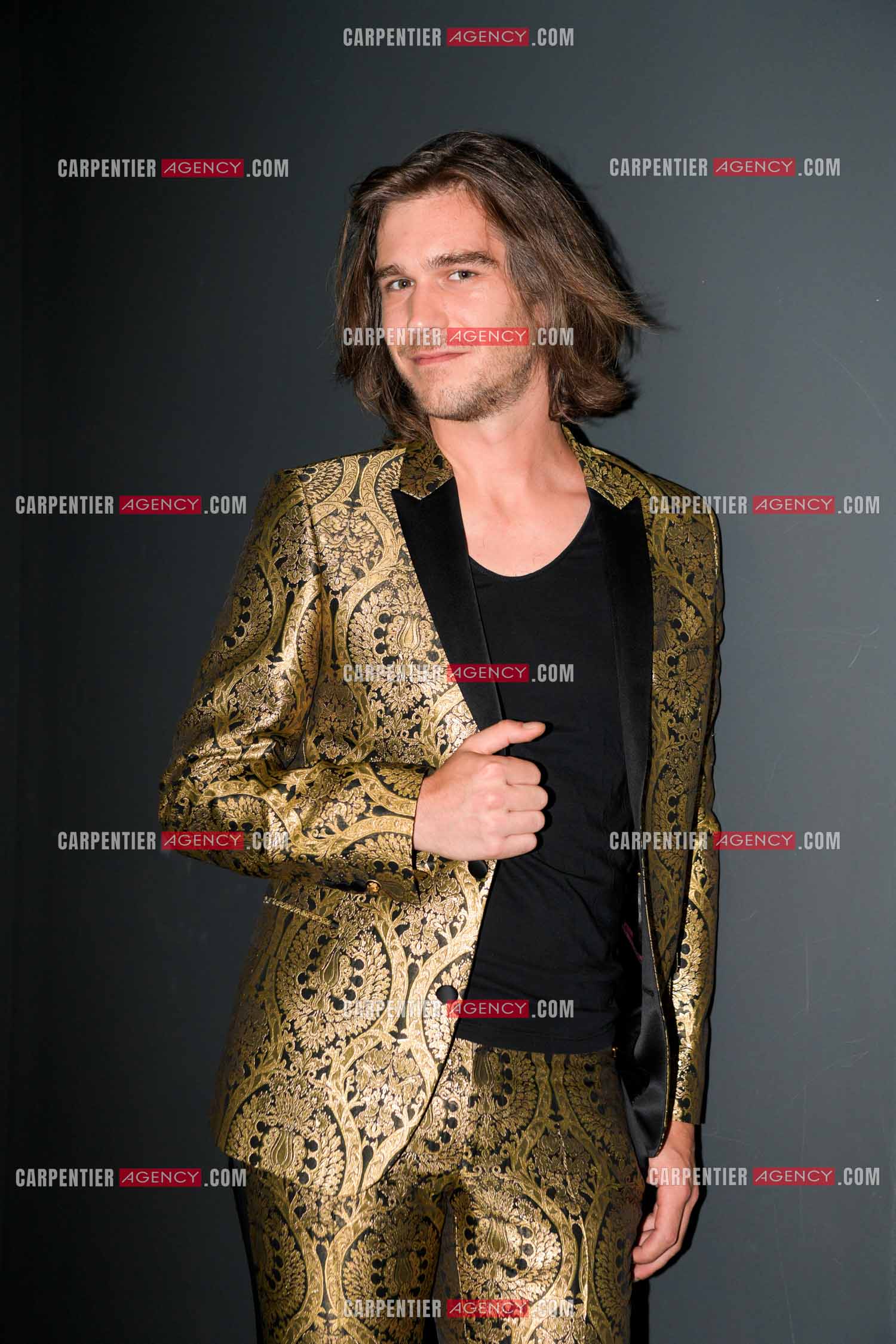 Le ténor Amaury Vassili en concert piano voix au théâtre de La Chaudronnerie à la Ciotat.   ( Exclusif )