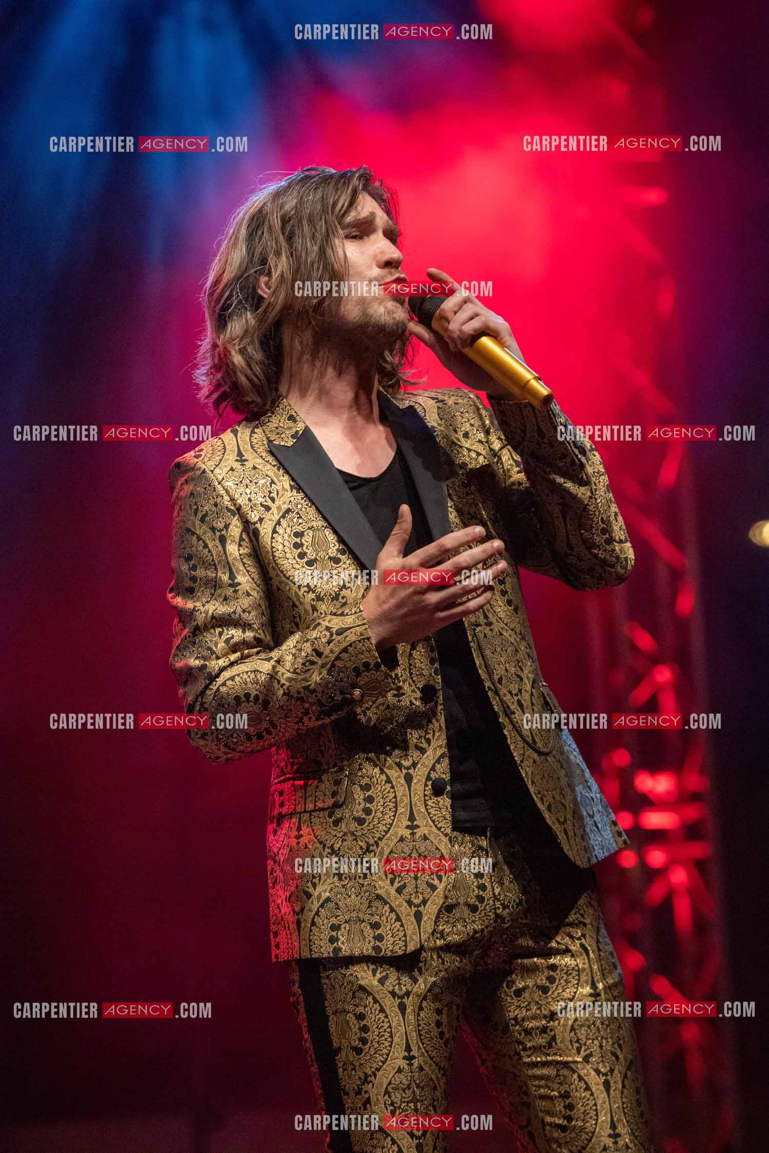 Le ténor Amaury Vassili en concert piano voix au Festival de Sanary.   ( Exclusif )