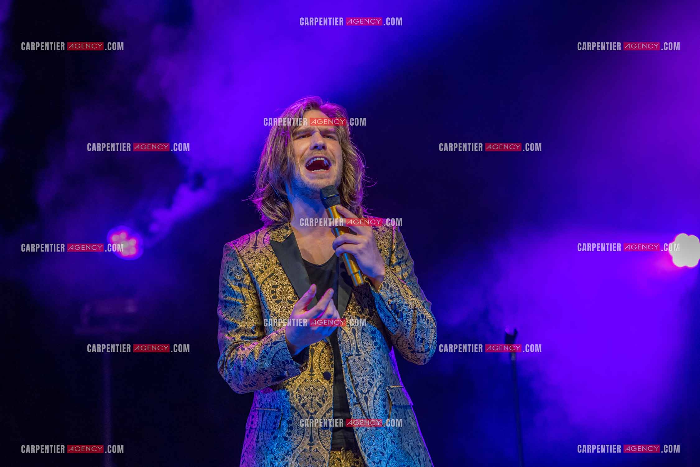 Le ténor Amaury Vassili en concert piano voix au Festival de Sanary.   ( Exclusif )