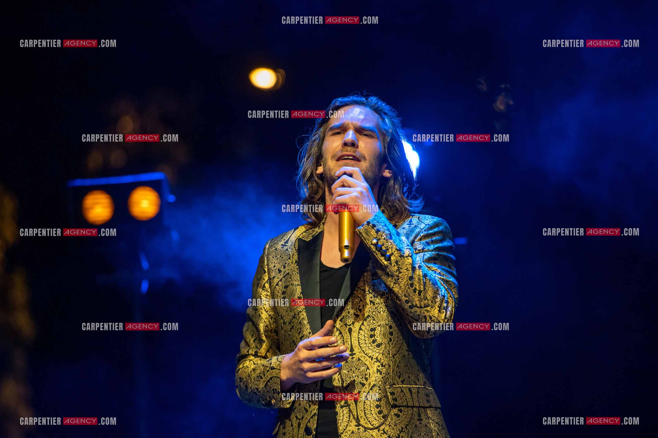 Le ténor Amaury Vassili en concert piano voix au Festival de Sanary.   ( Exclusif )