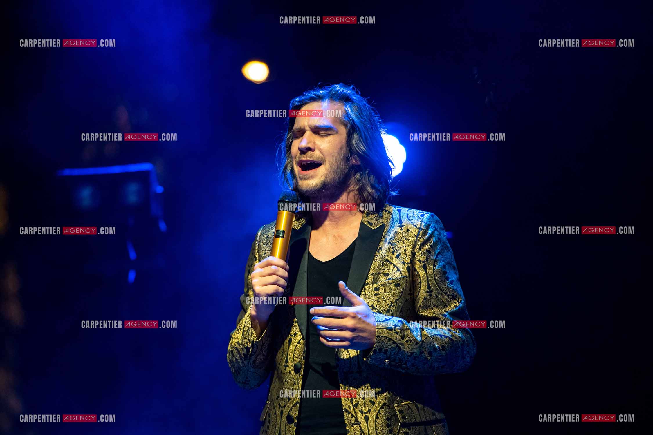 Le ténor Amaury Vassili en concert piano voix au Festival de Sanary.   ( Exclusif )