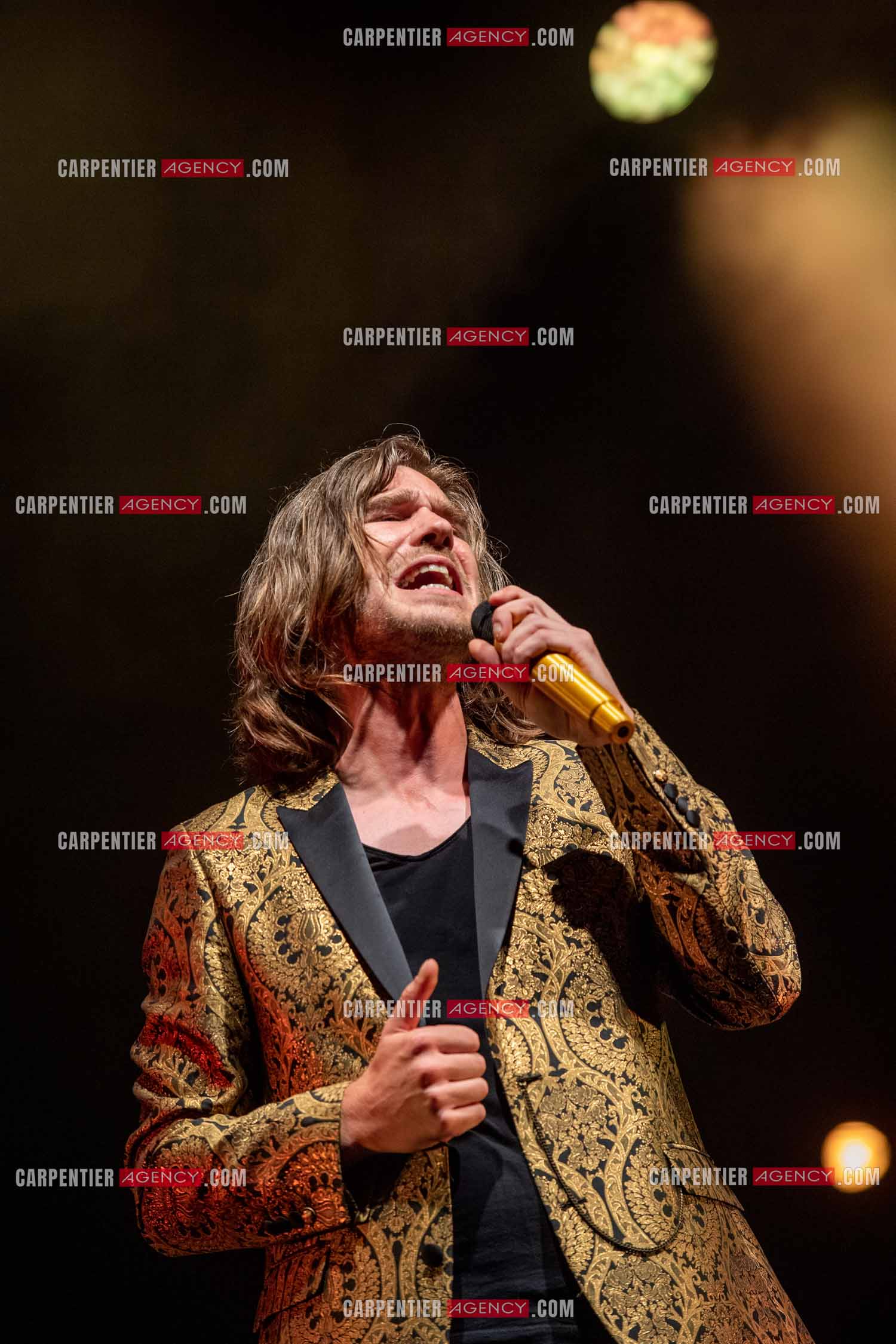 Le ténor Amaury Vassili en concert piano voix au Festival de Sanary.   ( Exclusif )