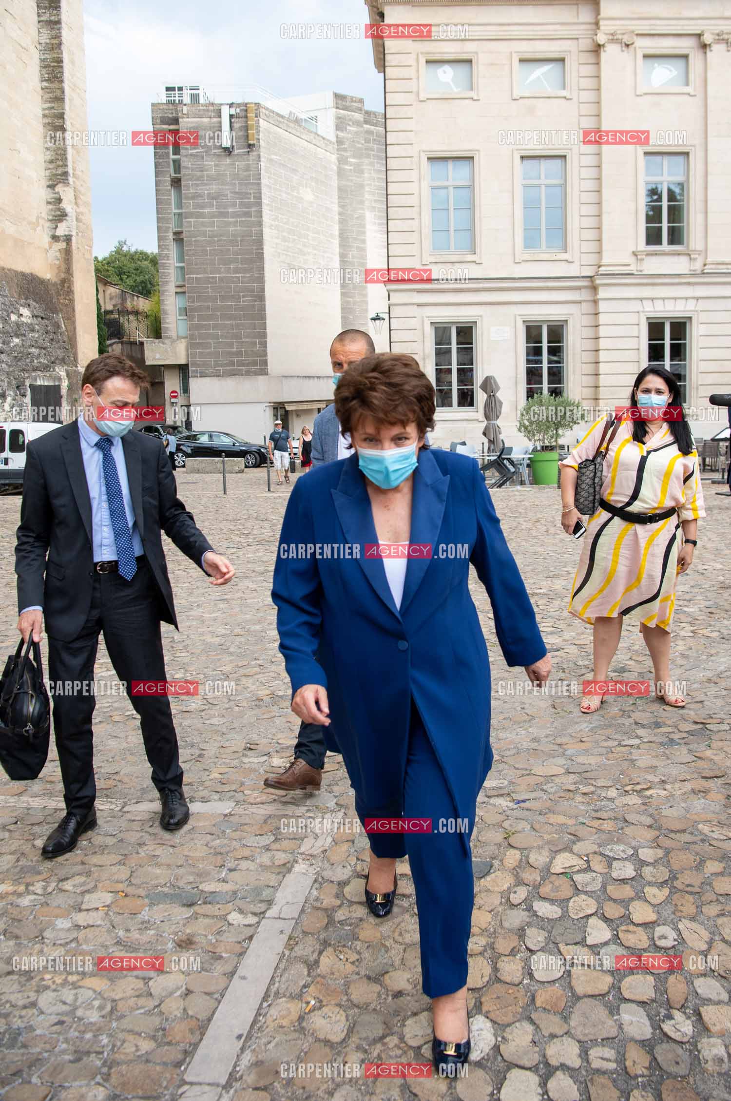 Roselyne Bachelot-Narquin, ministre de la Culture en déplacement a Avignon pour une Visite du Palais des Papes et échanges avec les artistes et les directrices et directeurs des théâtres suivi d'un spectacle vivant de clôture du festival Le souffle d’Avignon.