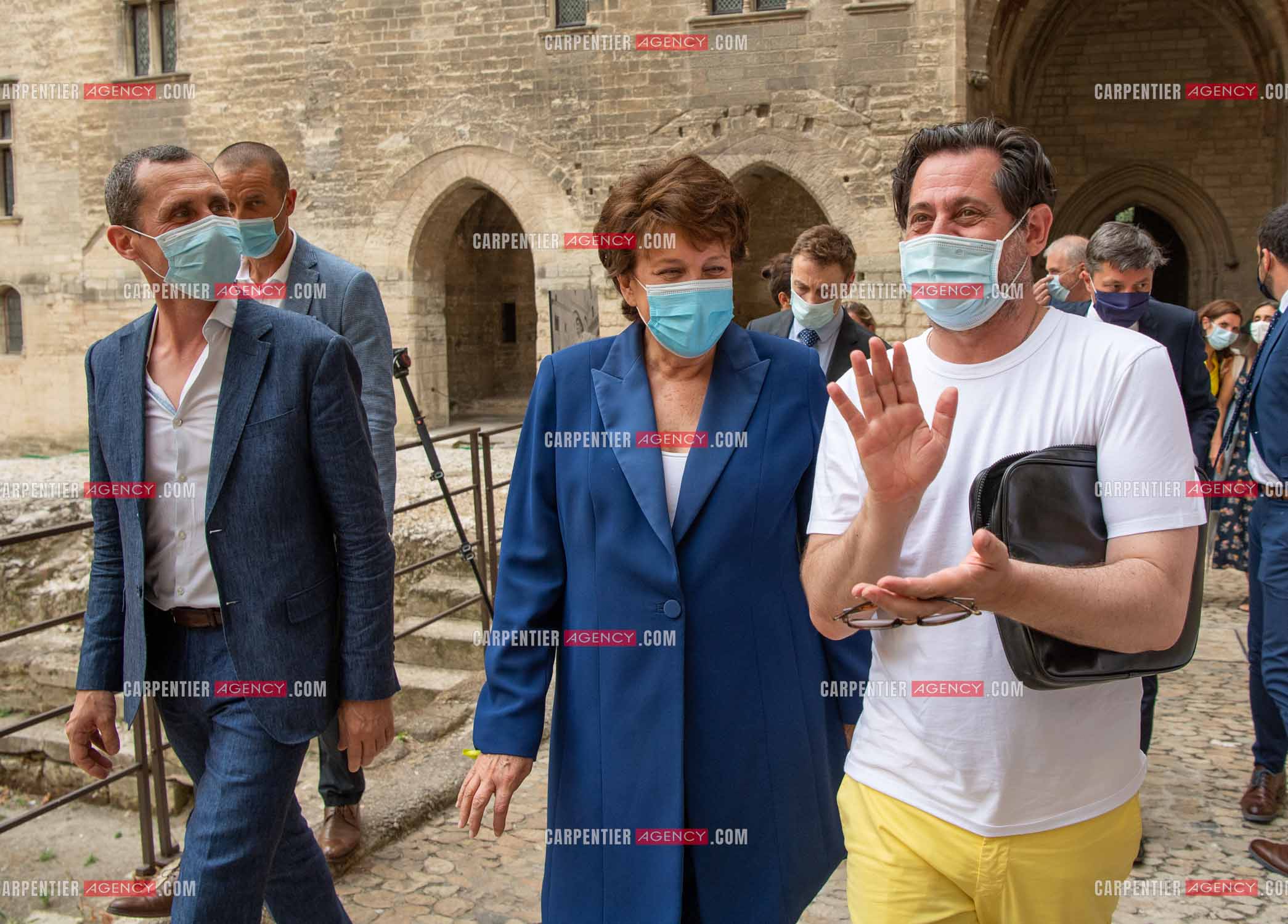 Roselyne Bachelot-Narquin, ministre de la Culture en déplacement a Avignon pour une Visite du Palais des Papes et échanges avec les artistes et les directrices et directeurs des théâtres suivi d'un spectacle vivant de clôture du festival Le souffle d’Avignon.