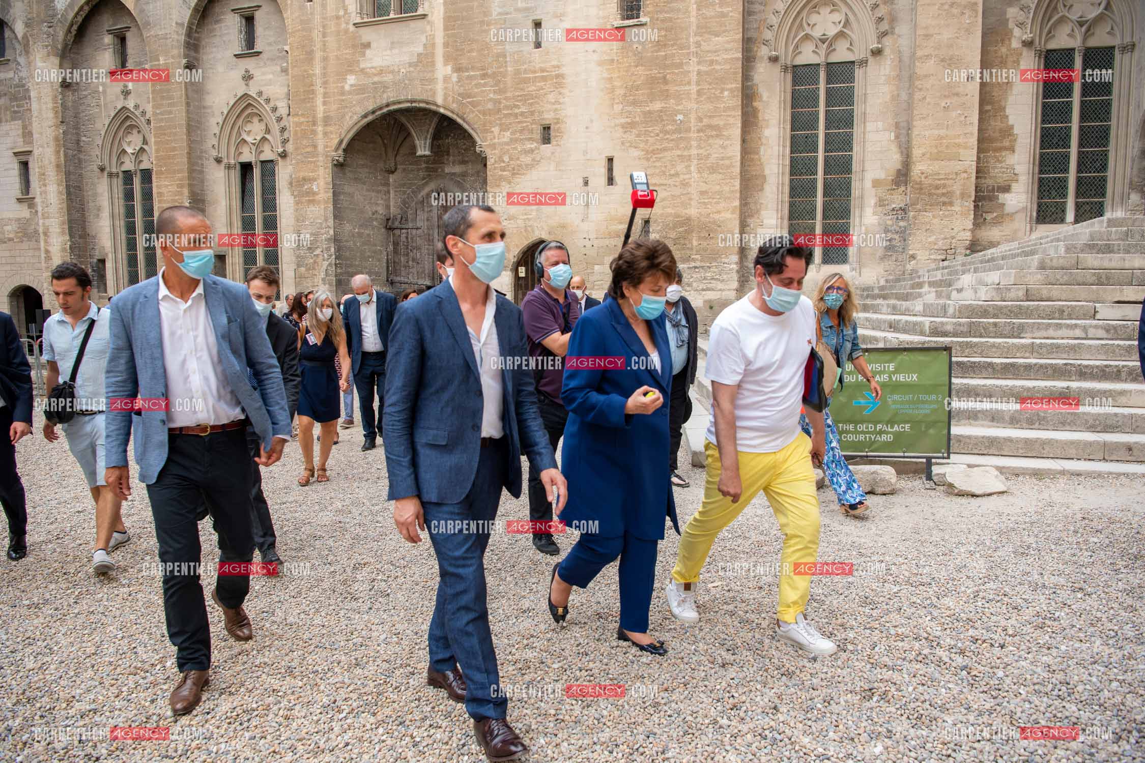 Roselyne Bachelot-Narquin, ministre de la Culture en déplacement a Avignon pour une Visite du Palais des Papes et échanges avec les artistes et les directrices et directeurs des théâtres suivi d'un spectacle vivant de clôture du festival Le souffle d’Avignon.
