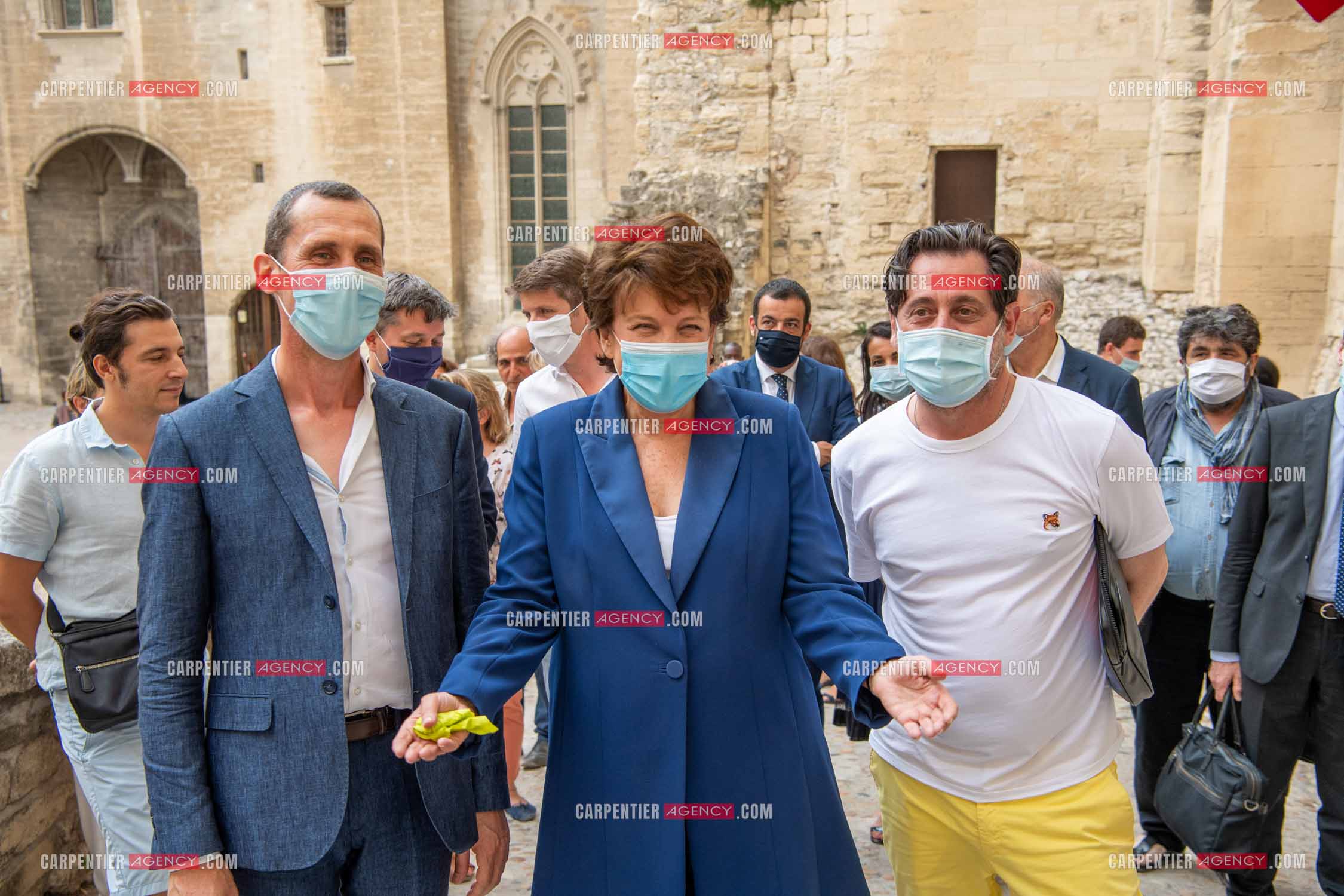 Roselyne Bachelot-Narquin, ministre de la Culture en déplacement a Avignon pour une Visite du Palais des Papes et échanges avec les artistes et les directrices et directeurs des théâtres suivi d'un spectacle vivant de clôture du festival Le souffle d’Avignon.