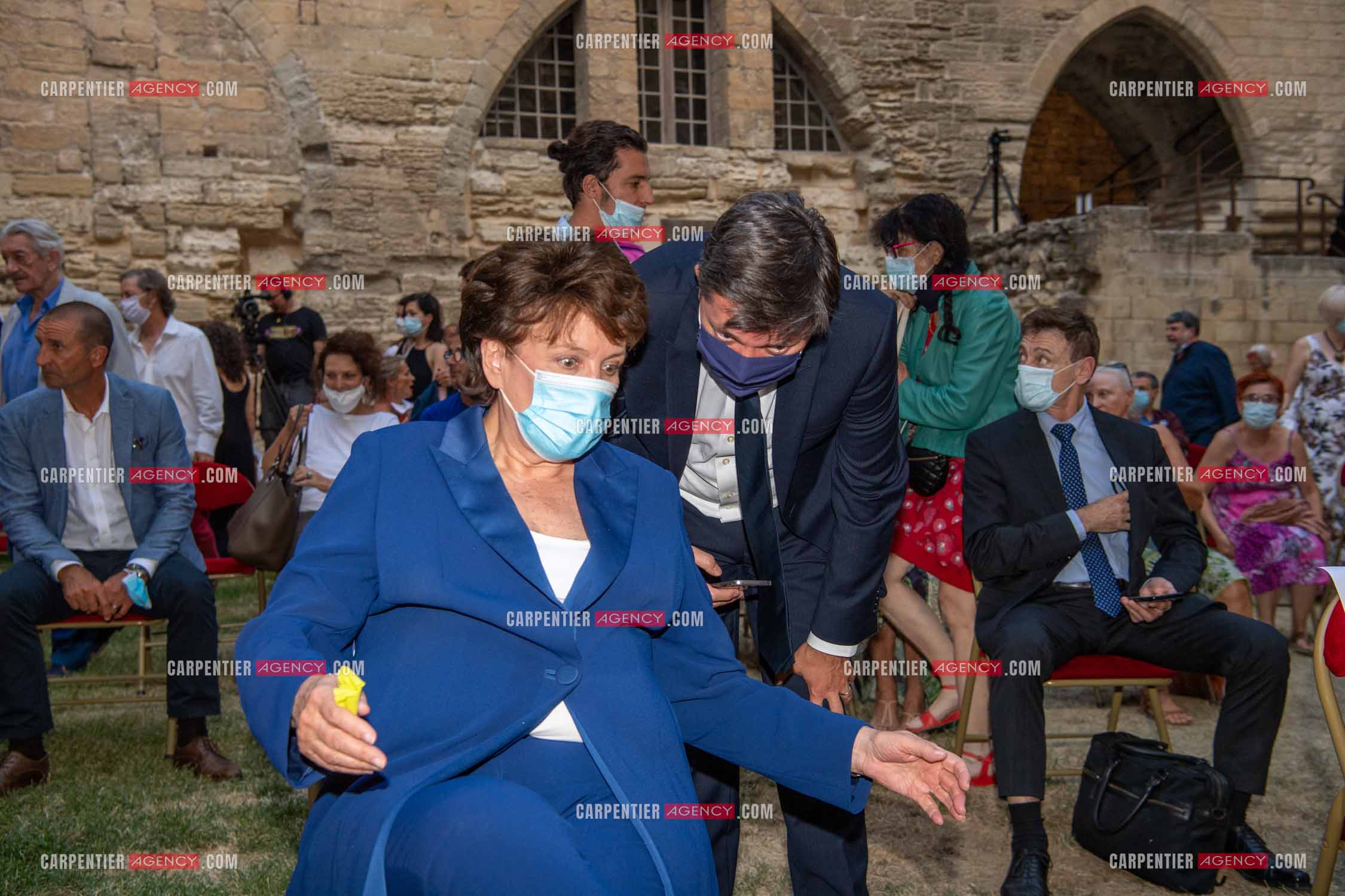 Roselyne Bachelot-Narquin, ministre de la Culture en déplacement a Avignon pour une Visite du Palais des Papes et échanges avec les artistes et les directrices et directeurs des théâtres suivi d'un spectacle vivant de clôture du festival Le souffle d’Avignon.