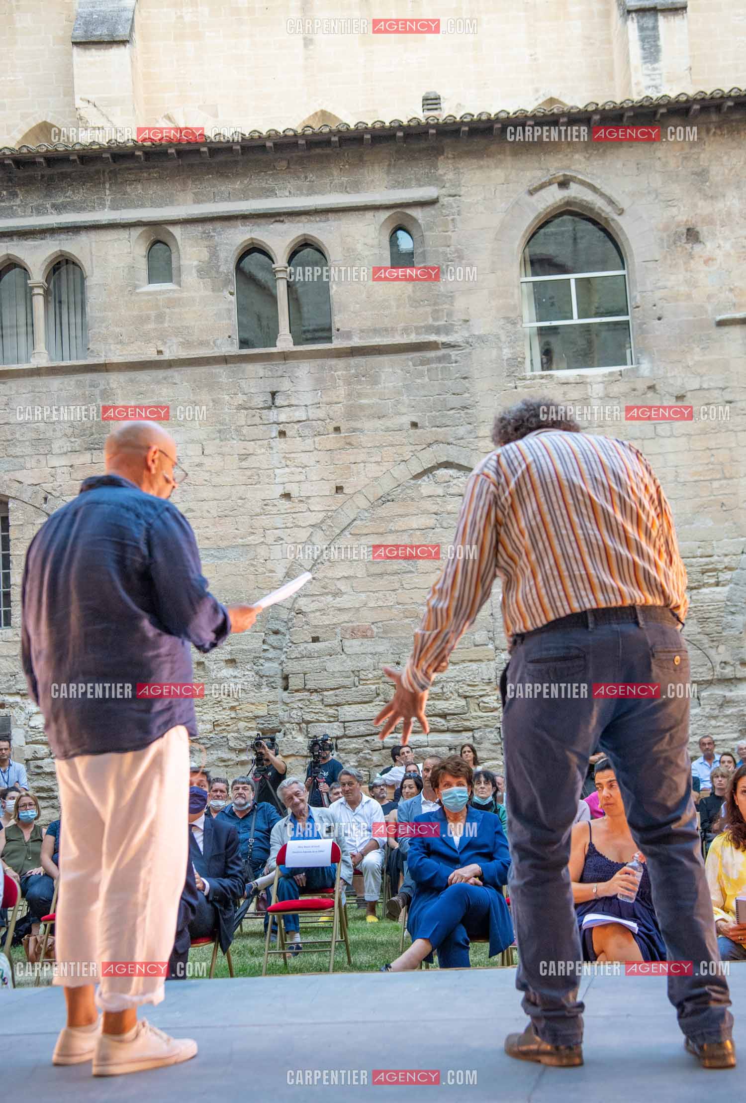 Roselyne Bachelot-Narquin, ministre de la Culture en déplacement a Avignon pour une Visite du Palais des Papes et échanges avec les artistes et les directrices et directeurs des théâtres suivi d'un spectacle vivant de clôture du festival Le souffle d’Avignon.