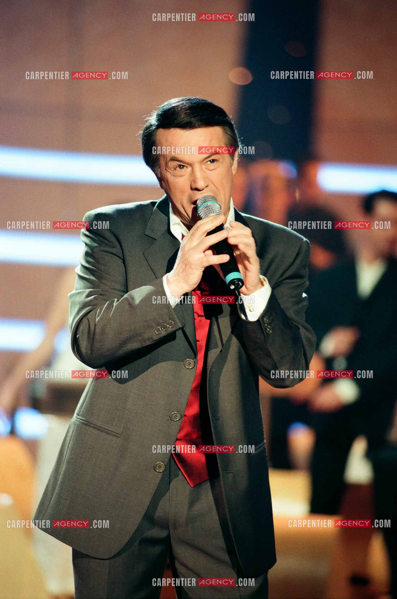 Le chanteur Salvatore Adamo invité de l'émission “ FA SI LA CHANTER “.     ( Exclusif )