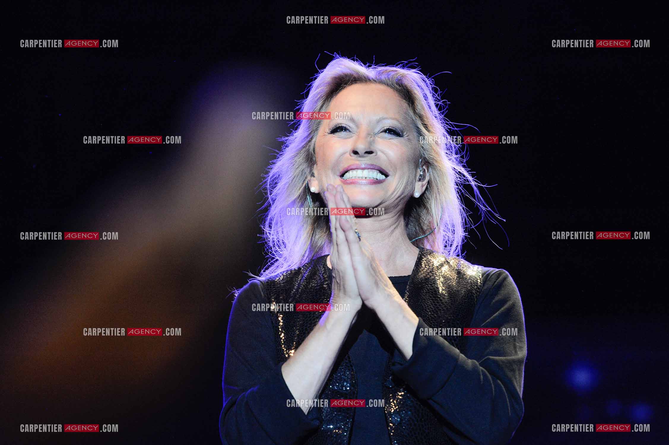 La chanteuse Véronique Sanson en concert a Alès.