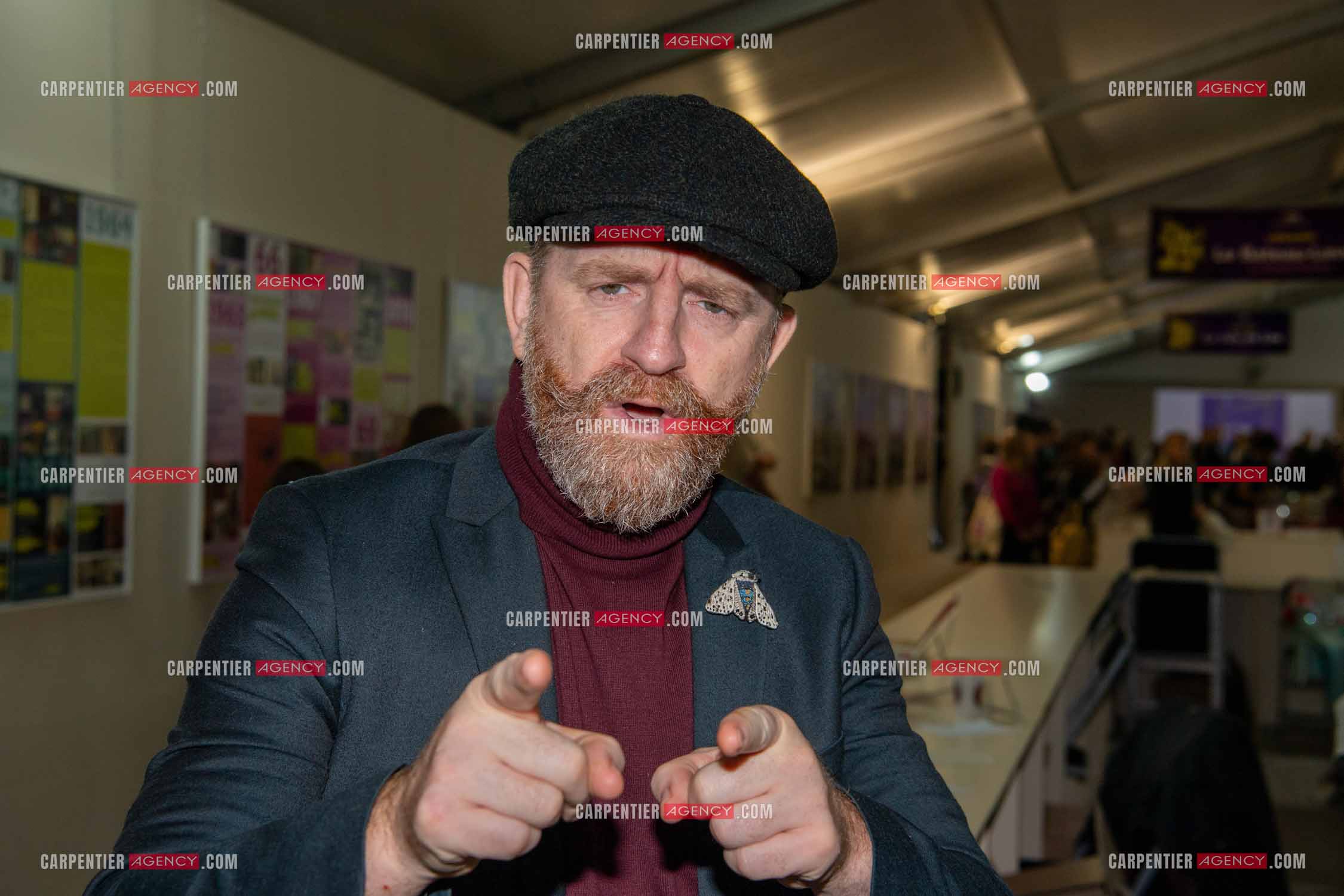 La fête du livre du Var les 17, 18 et 19 Novembre 2023 à Toulon. L'auteur Mathias Malzieu présente son livre “ L'EXTRAORDINARIUM “ aux éditions Le Livre de Poche.      ( Exclusif )