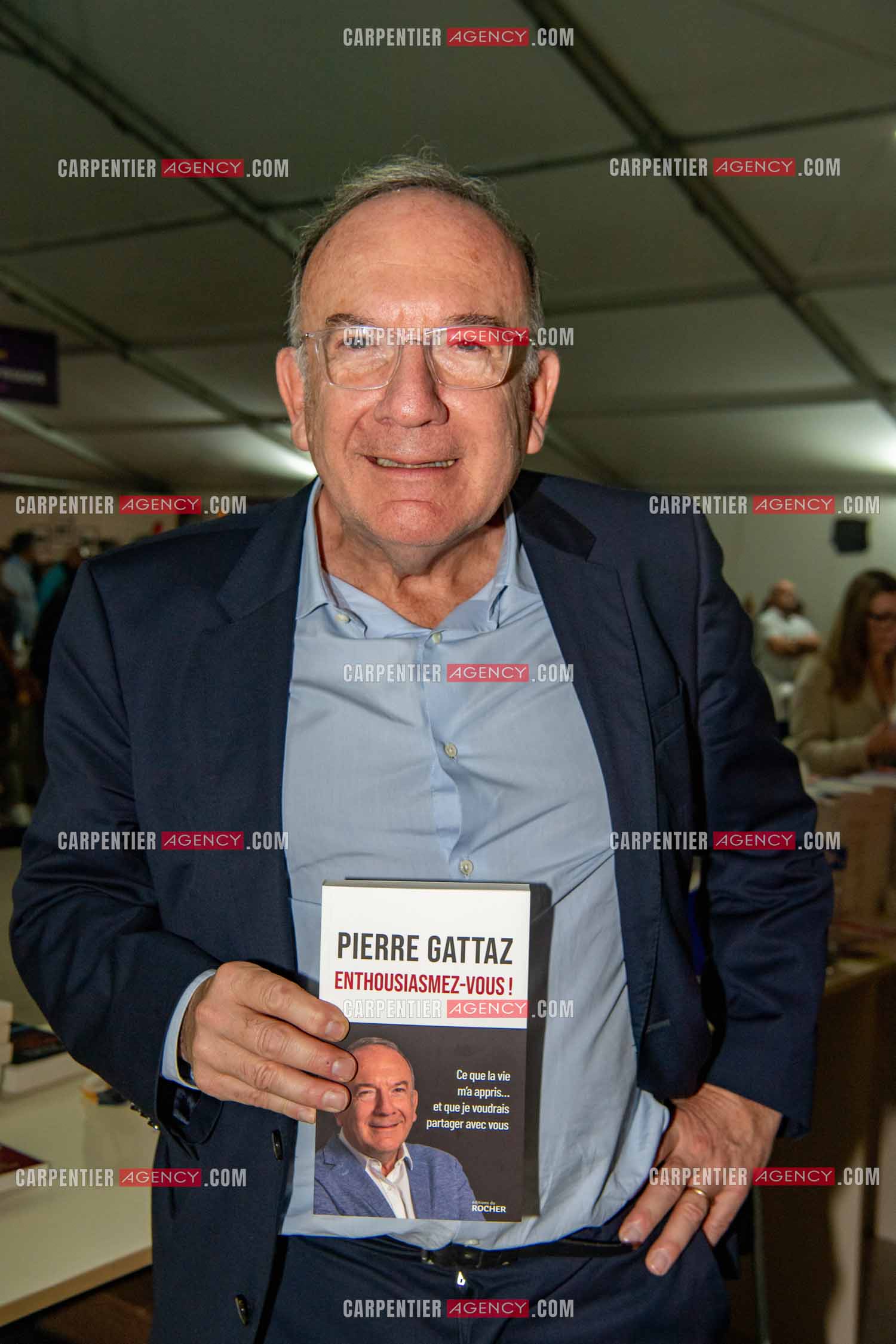 La fête du livre du Var les 17, 18 et 19 Novembre 2023 à Toulon. L'auteur Pierre Gattaz présente son livre “ ENTHOUSIASMEZ-VOUS “ aux éditions Du Rocher.      ( Exclusif )