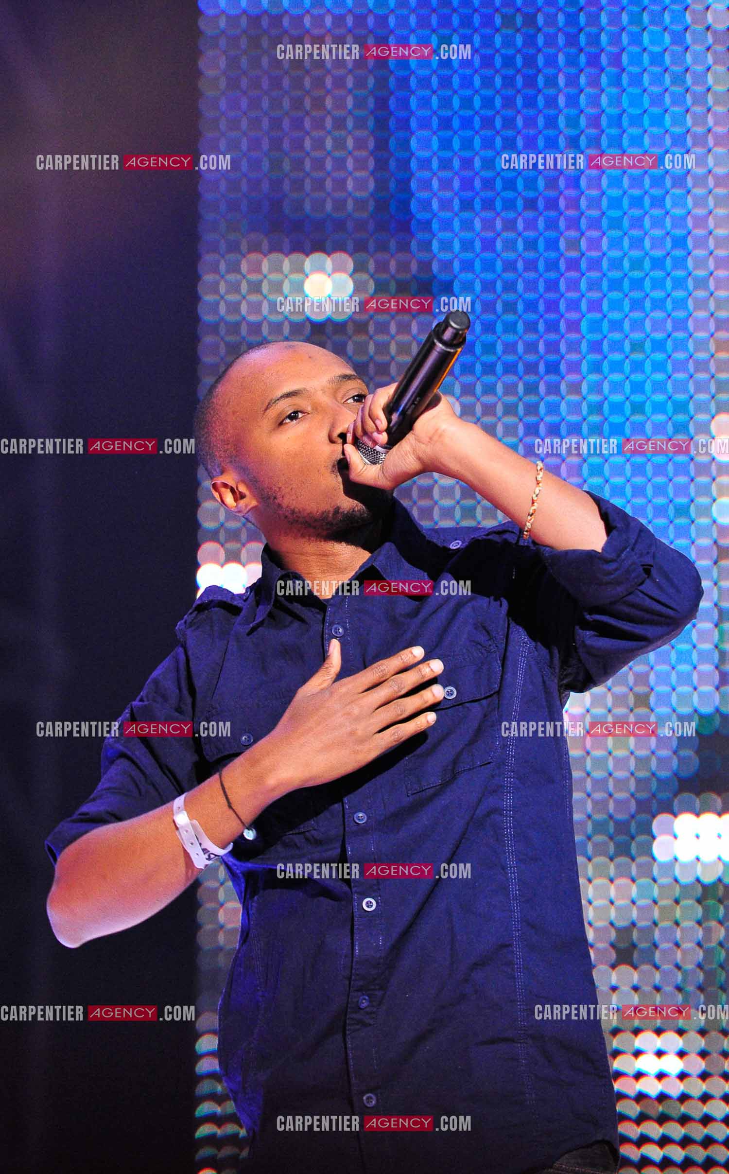Le chanteur Soprano en concert au Zénith de Paris.