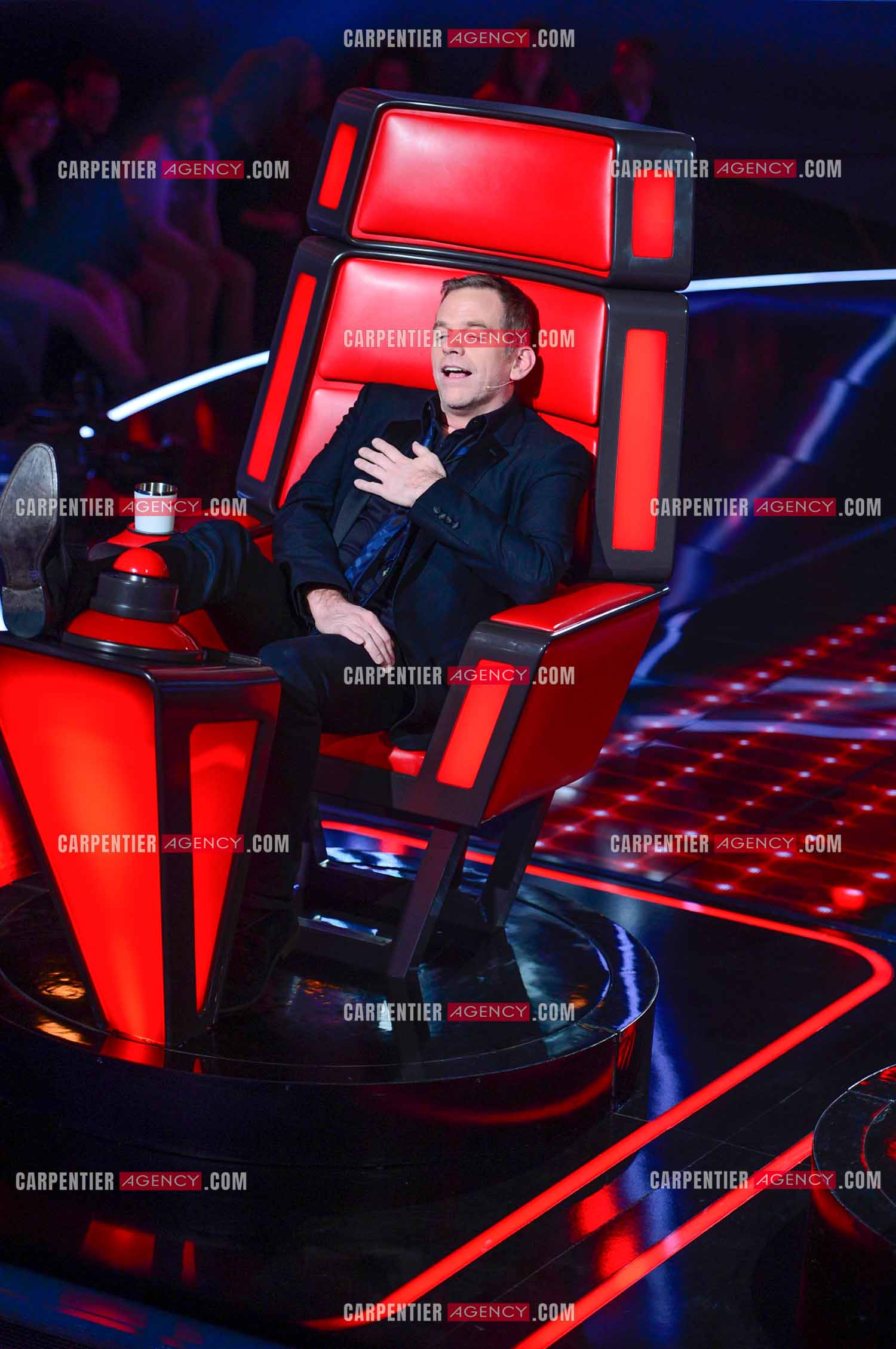 Le chanteur Garou coach  dans l'émission The Voice saison 3.        ( Exclusif )