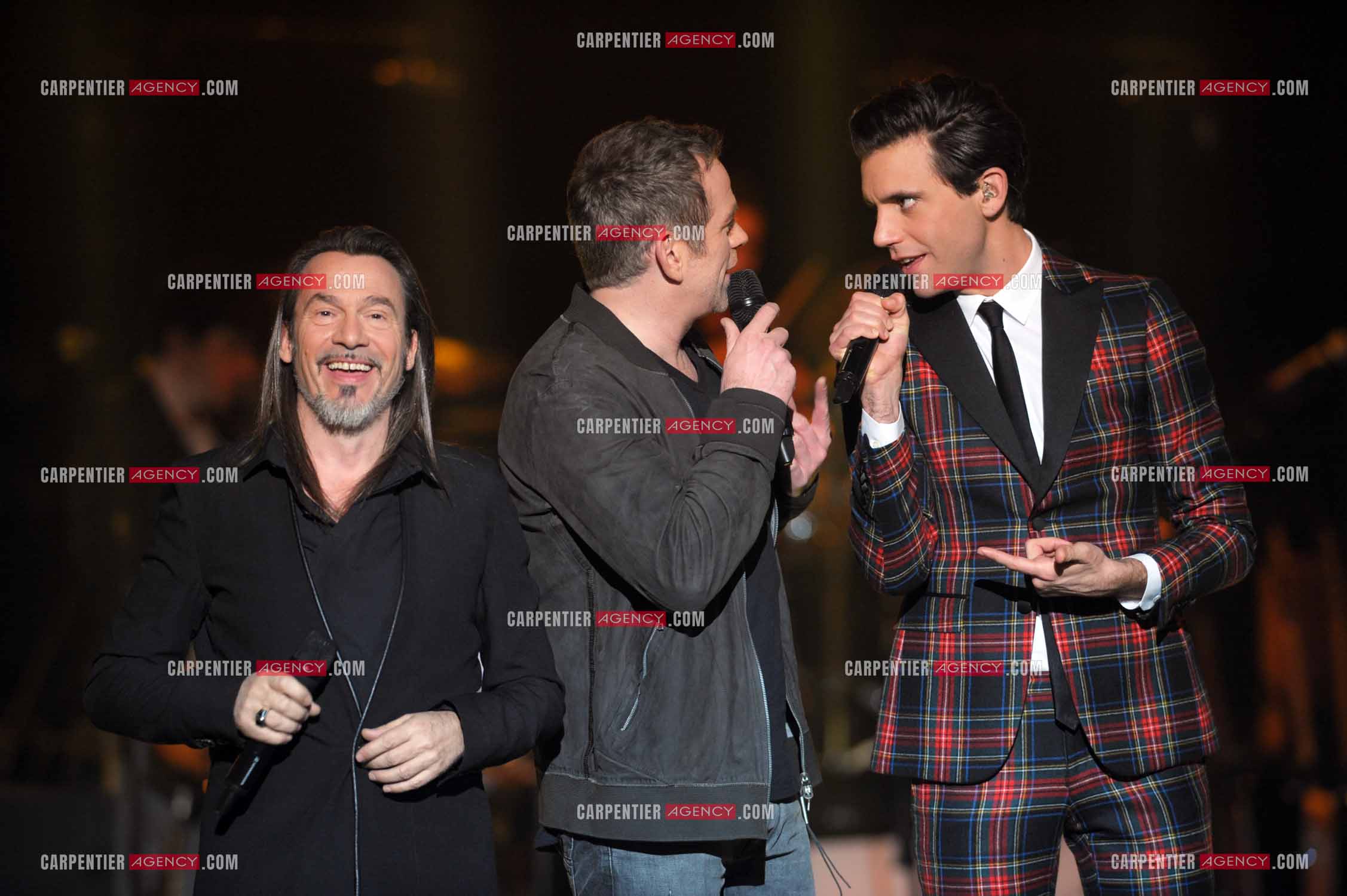 Les trois coachs Florent Pagny, Garou et Mika sur le plateau de l'émission THE VOICE. ( Exclusif )