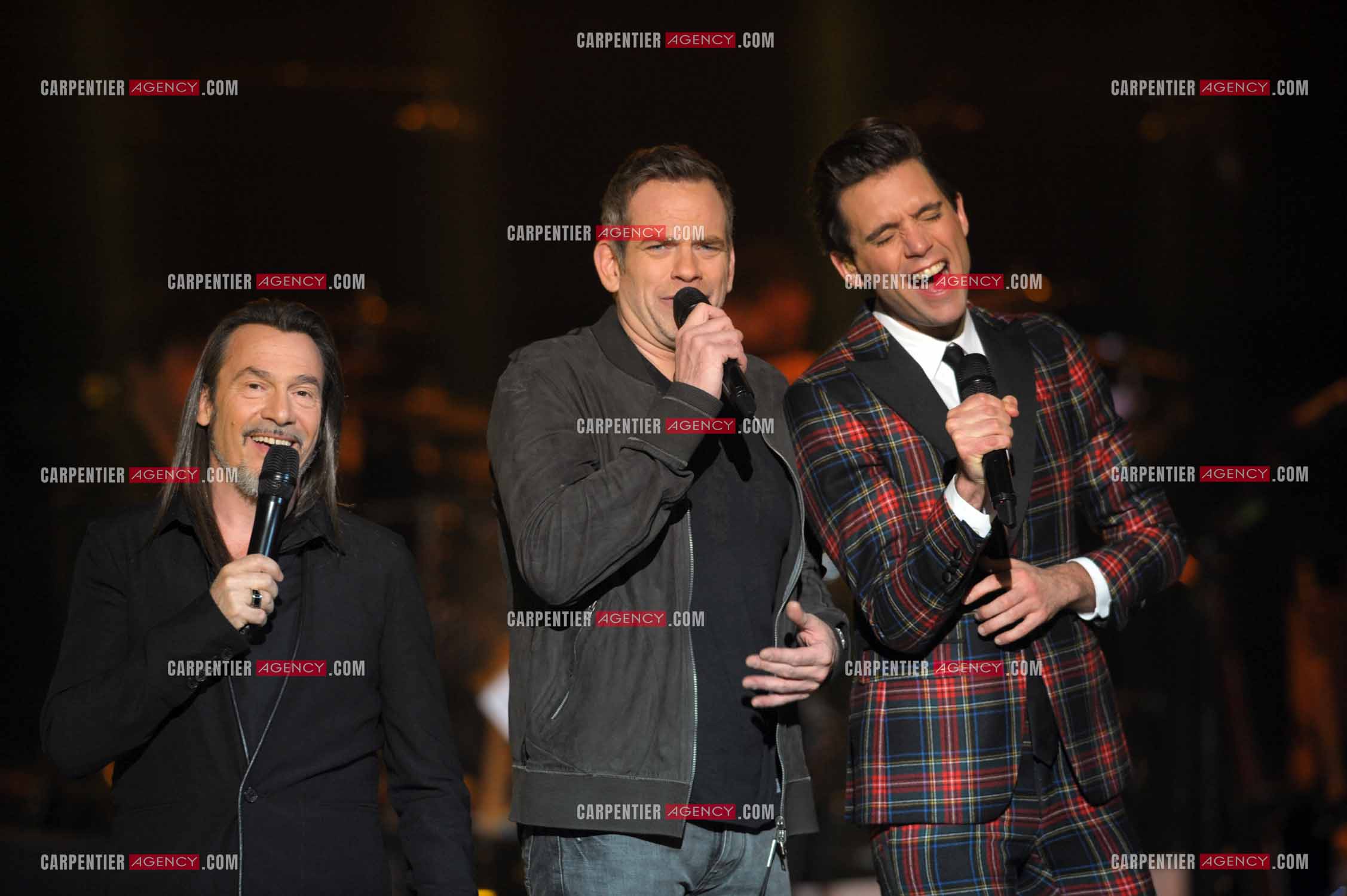 Les trois coachs Florent Pagny, Garou et Mika sur le plateau de l'émission THE VOICE. ( Exclusif )
