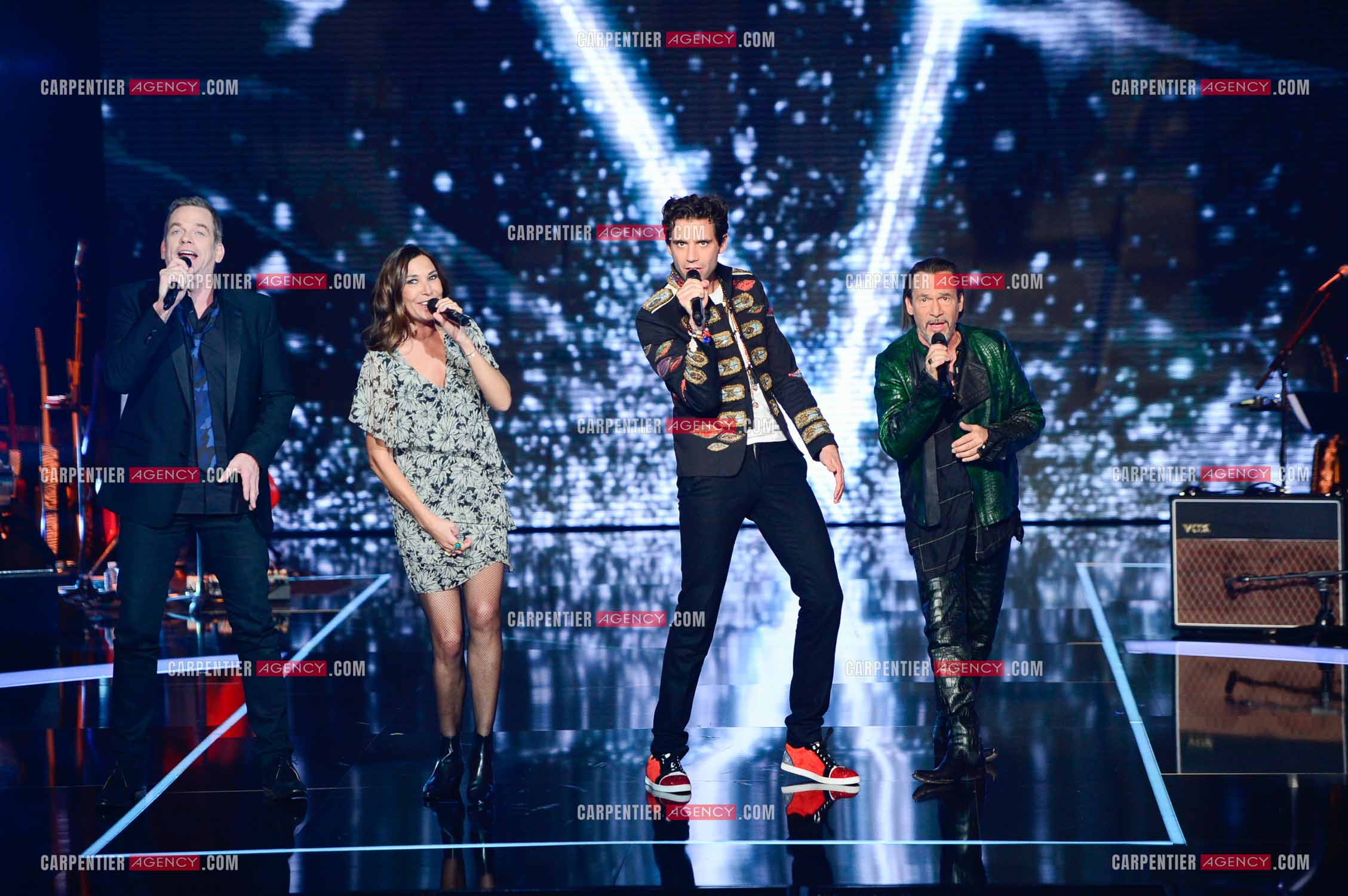 Les quatre coachs Garou, Zazie, Mika et Florent Pagny   sur le plateau de l'émission THE VOICE. ( Exclusif )