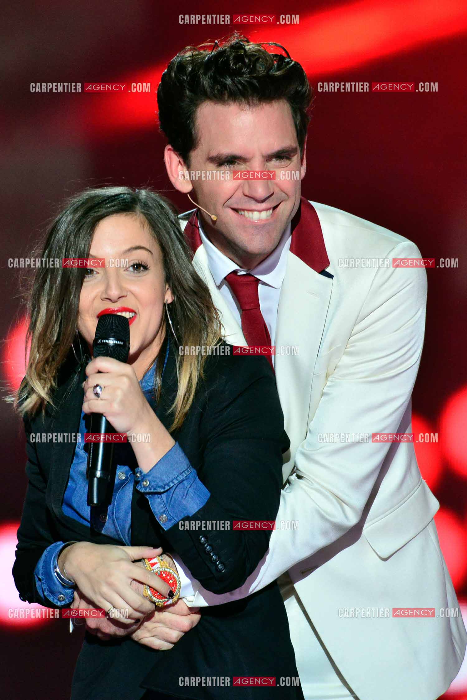 Saison 3 de l'émission The Voice. La candidate Camille Lellouche et son coach Mika.           ( Exclusif )