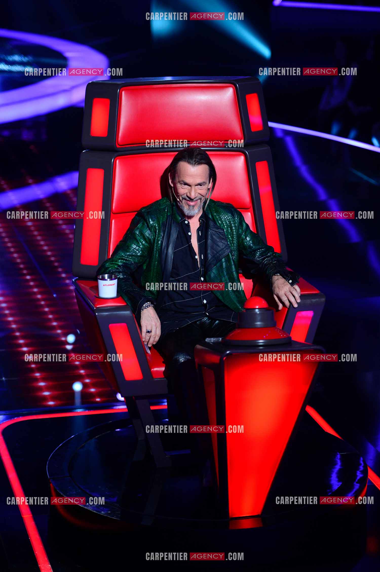 Le coach Florent Pagny sur le plateau de l'émission THE VOICE.           ( Exclusif )