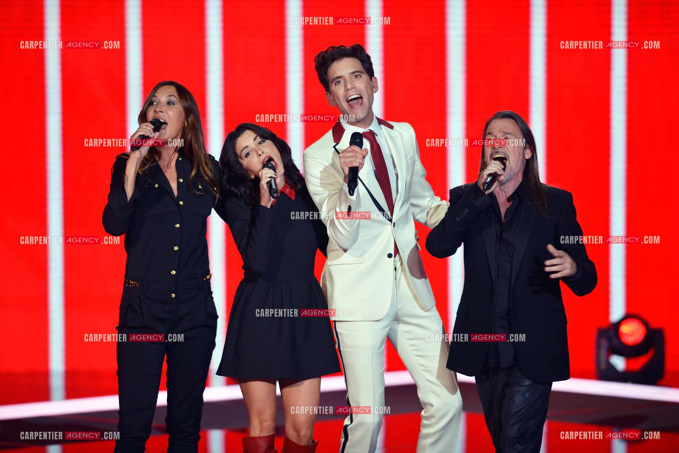 Les quatre coachs Zazie, Mika, Florent Pagny et Jenifer sur le plateau de l'émission THE VOICE. ( Exclusif )