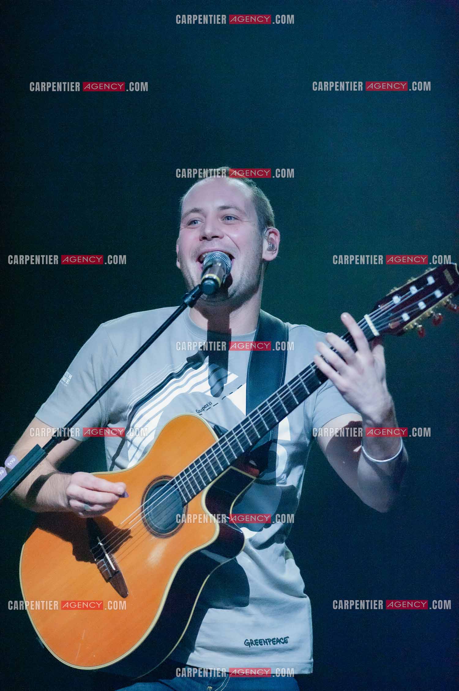 Grand concert au Zénith de Paris “ ULTIMATUM PLANETE ZÉNITH “ le 22 Nov 2009. Le groupe Tryo composé de:                                Cyril Célestin dit Guizmo,Christophe Mali, Daniel Bravo dit Danielito, Emmanuel Eveno dit Manu                        ( Exclusif )