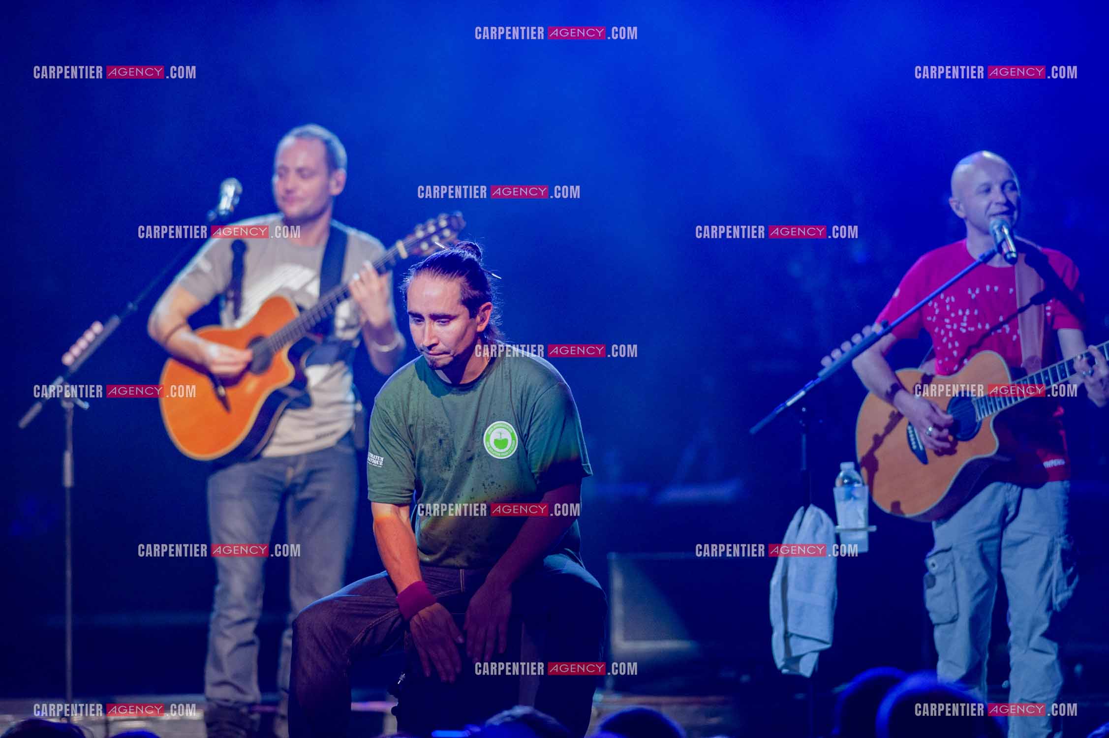 Grand concert au Zénith de Paris “ ULTIMATUM PLANETE ZÉNITH “ le 22 Nov 2009. Le groupe Tryo composé de:                                Cyril Célestin dit Guizmo,Christophe Mali, Daniel Bravo dit Danielito, Emmanuel Eveno dit Manu                        ( Exclusif )