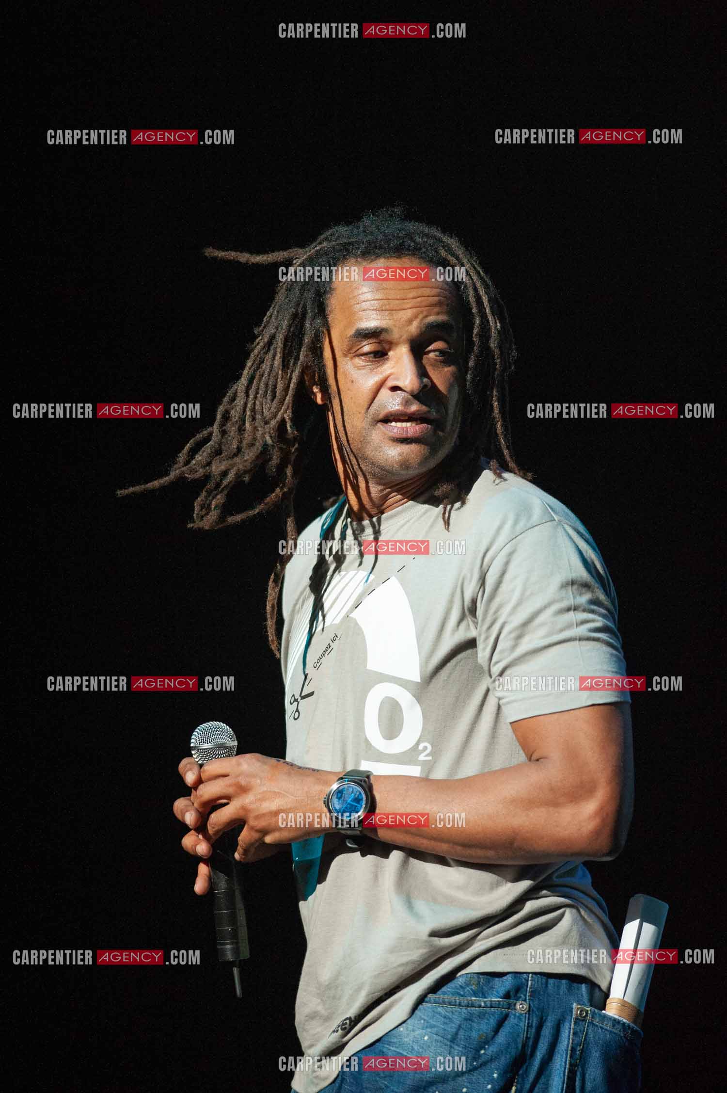 Grand concert au Zénith de Paris “ ULTIMATUM PLANETE ZÉNITH “ le 22 Nov 2009. Le chanteur Yannick Noah.                                    ( Exclusif )